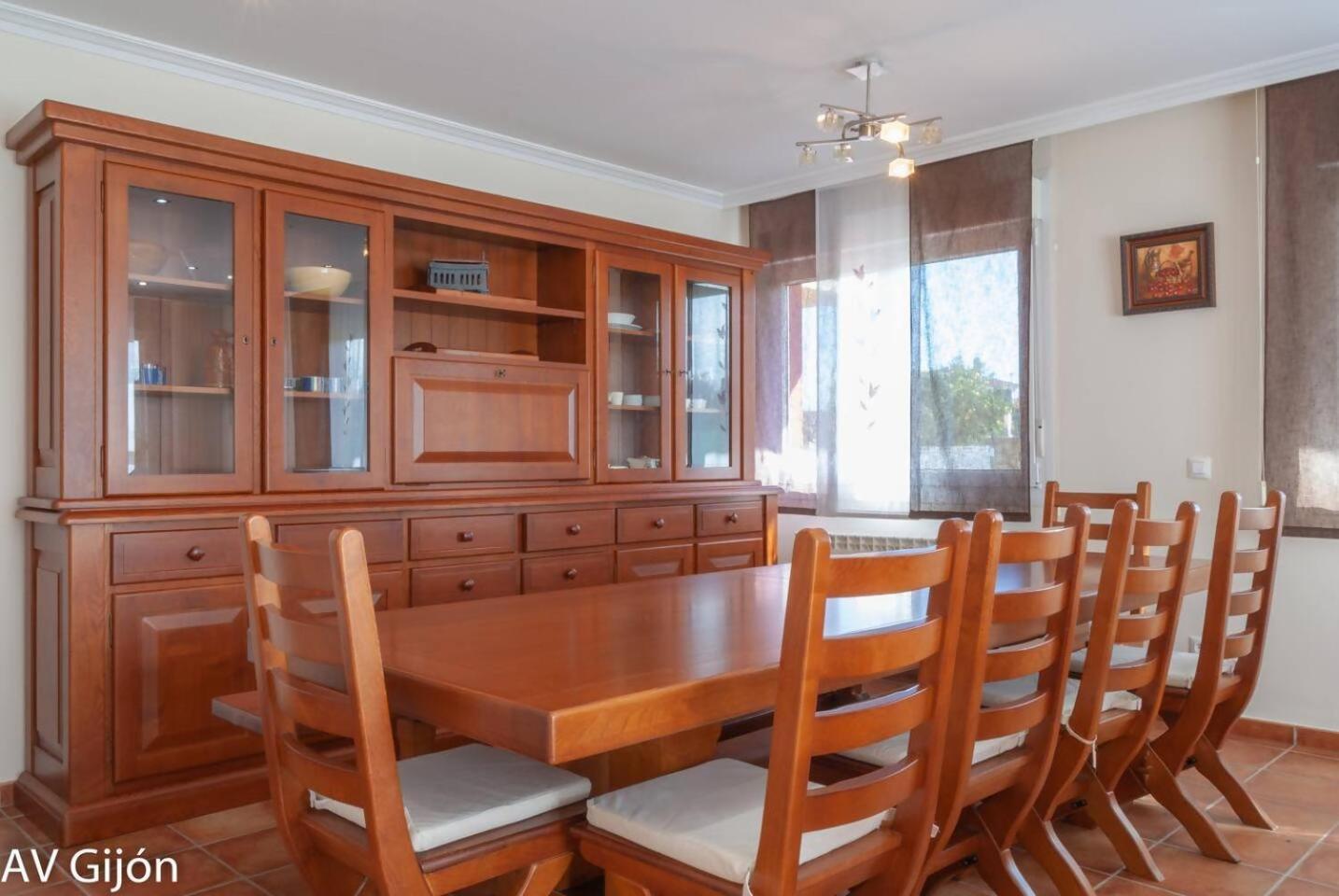 Av Casa Aurora Quintes Villaviciosa (Asturias)
