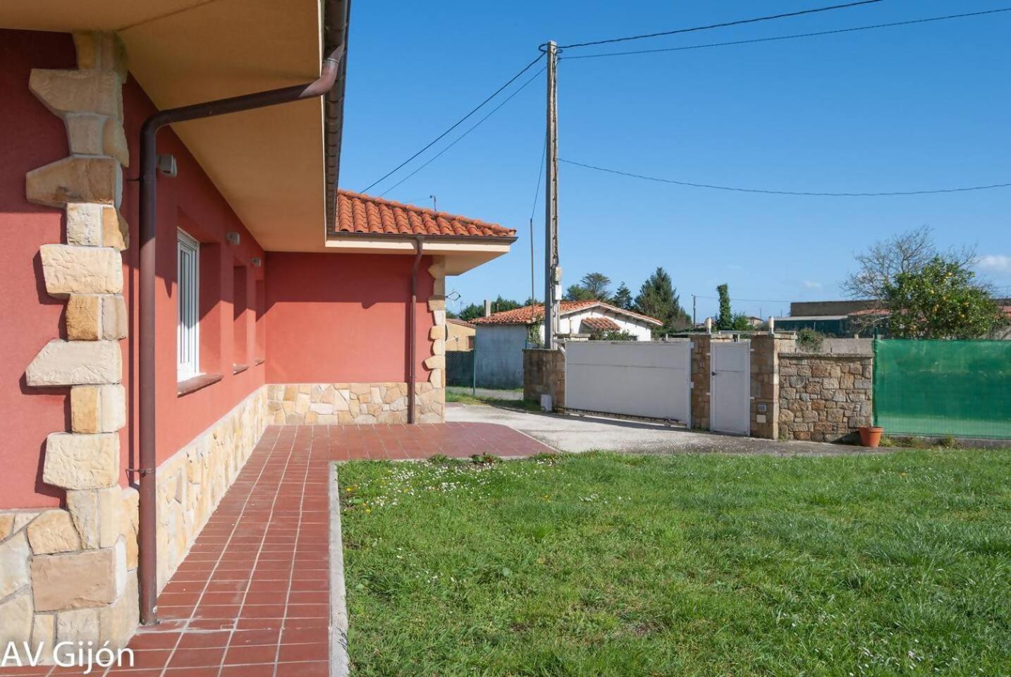 Av Casa Aurora Quintes Сasa de vacaciones Villaviciosa (Asturias)