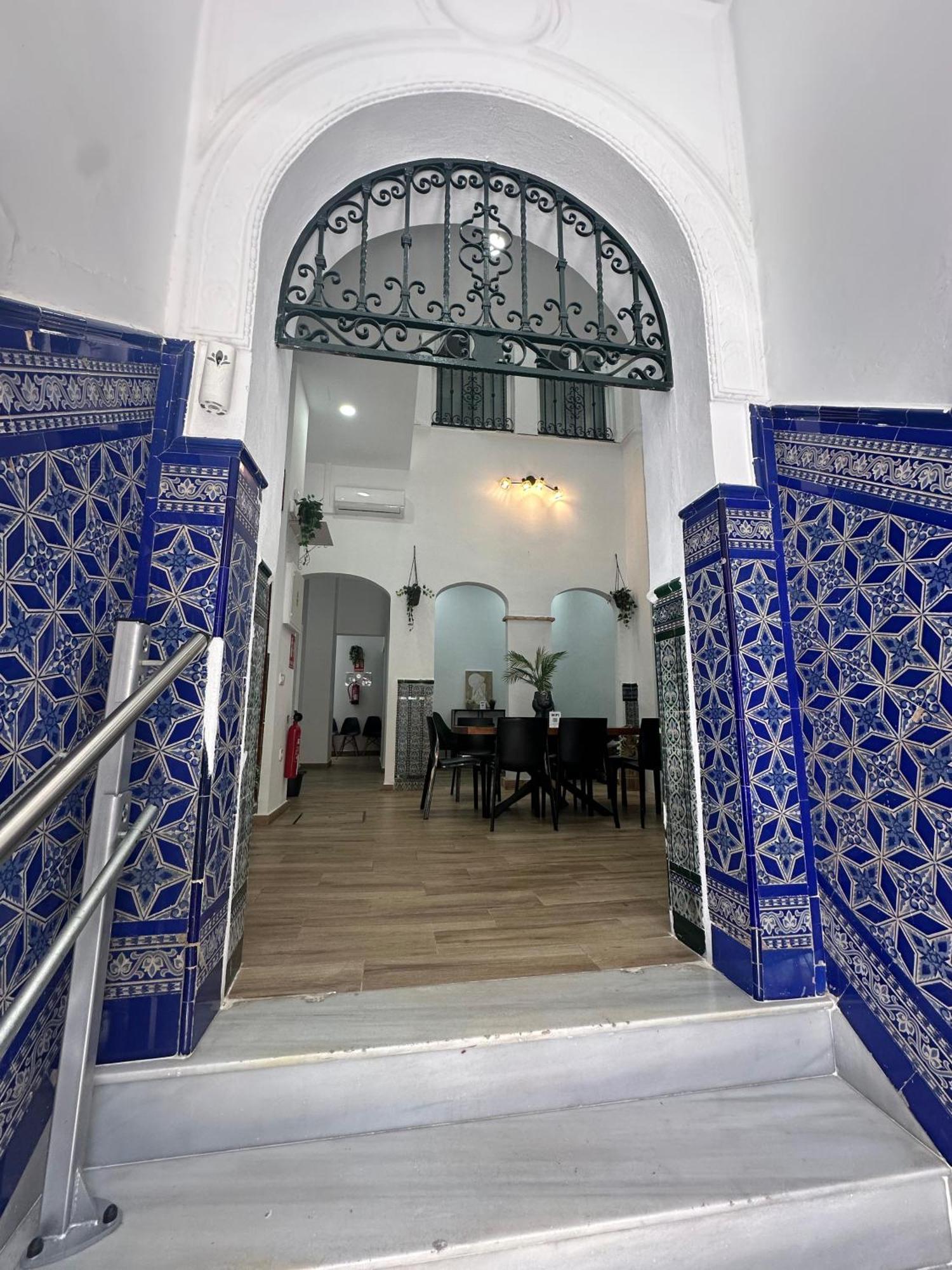 Triana Riverside Hostal Sevilla