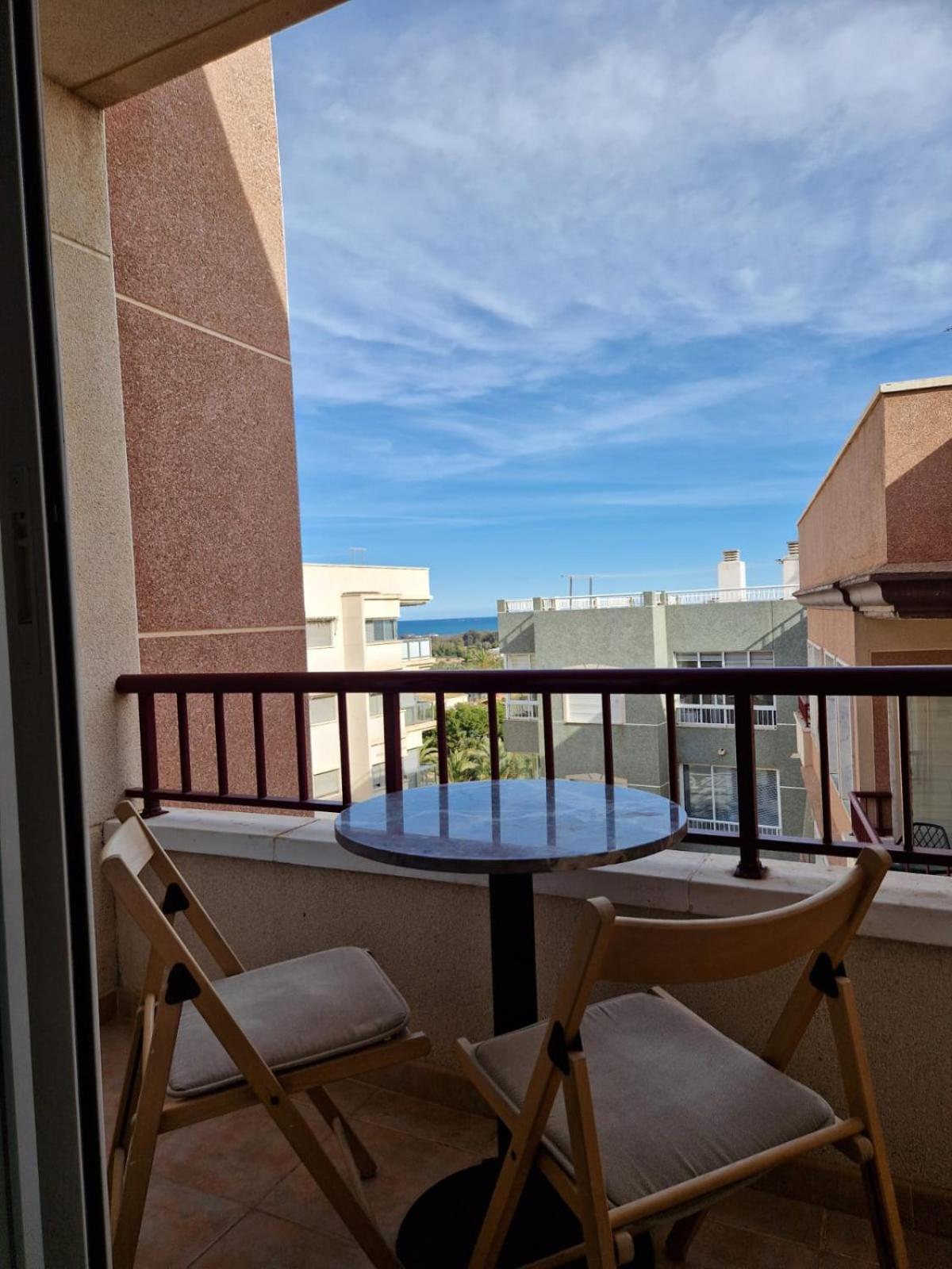 Bonito Piso Al Lado Del Mar! Apartamento *