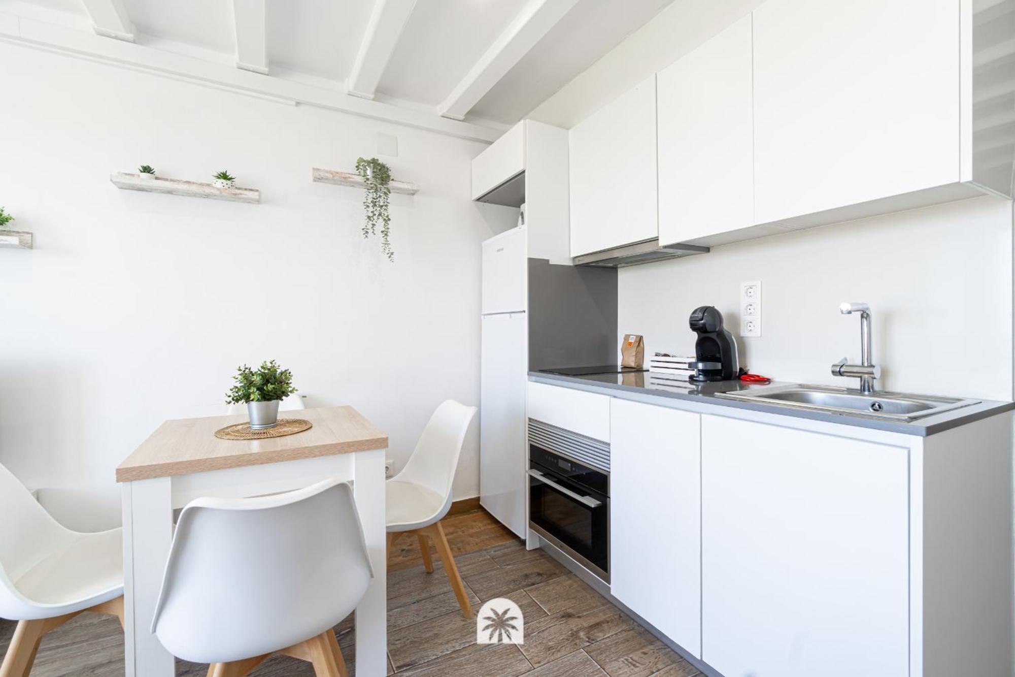 Mediterranean Way - Paradis Playa Seafront Apartment *