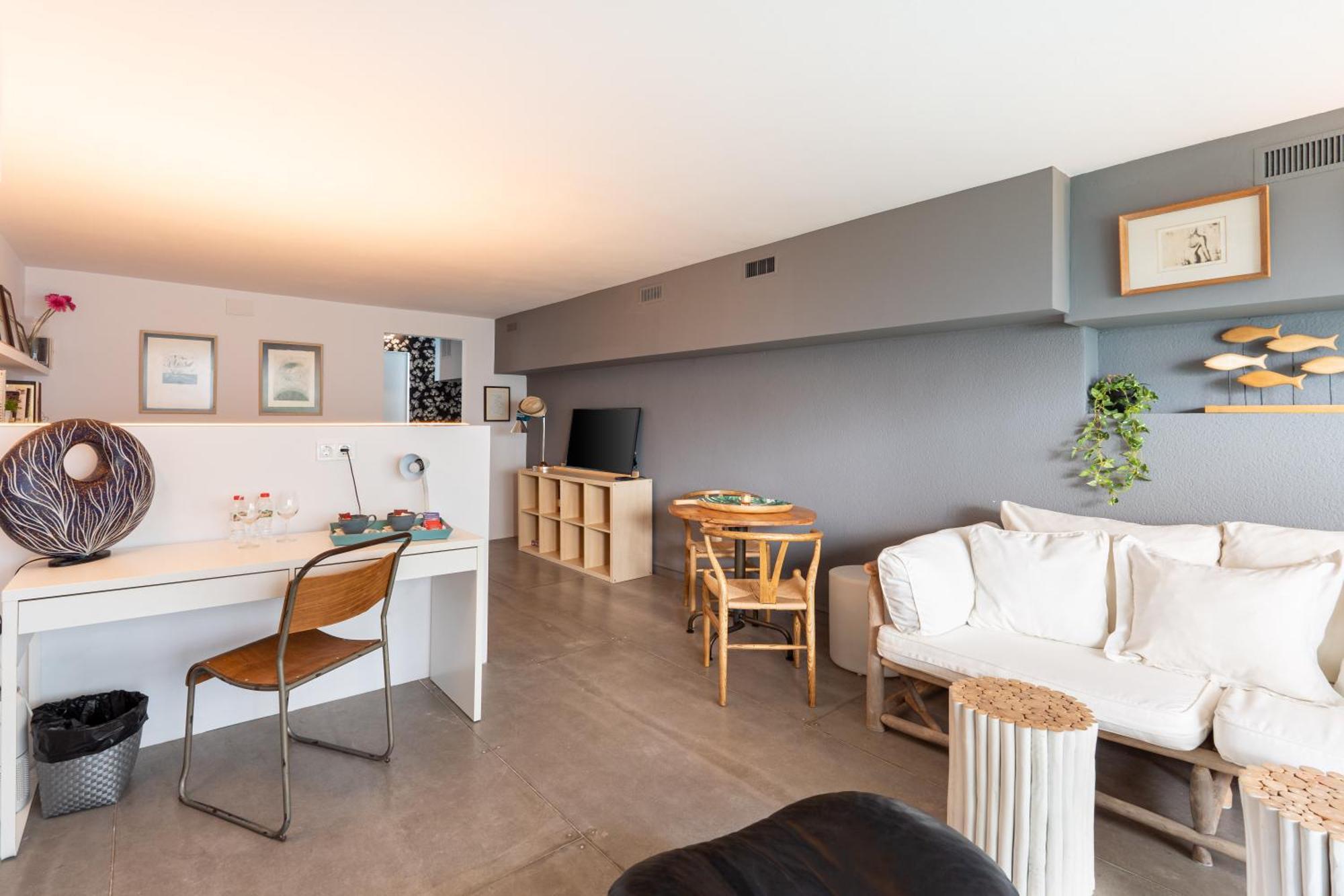 Guest house Sitges Beach Hostal *