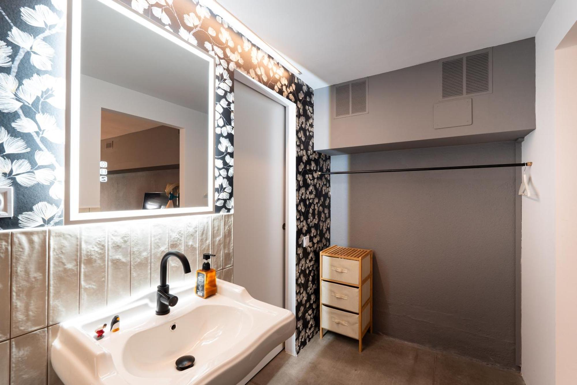 Sitges Beach Hostal *