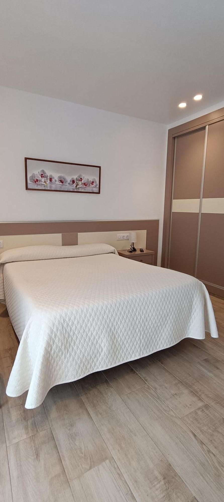 Internacional Hostal Miami Platja (Miami Playa)