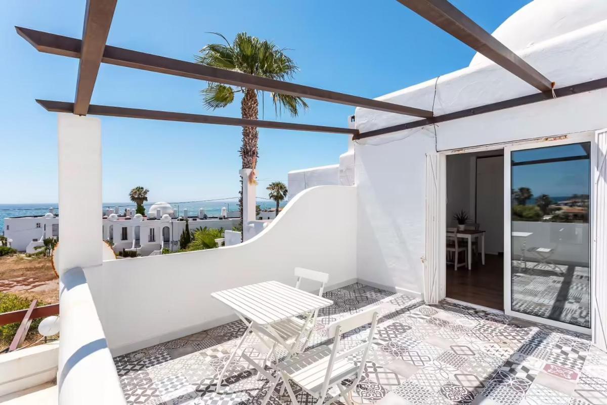 Neptunito: Primera Linea Con Piscina Mojacar