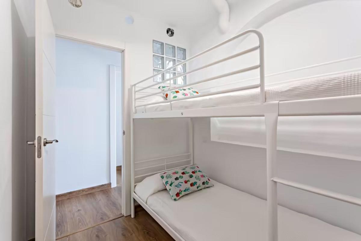 Neptunito: Primera Linea Con Piscina Apartment