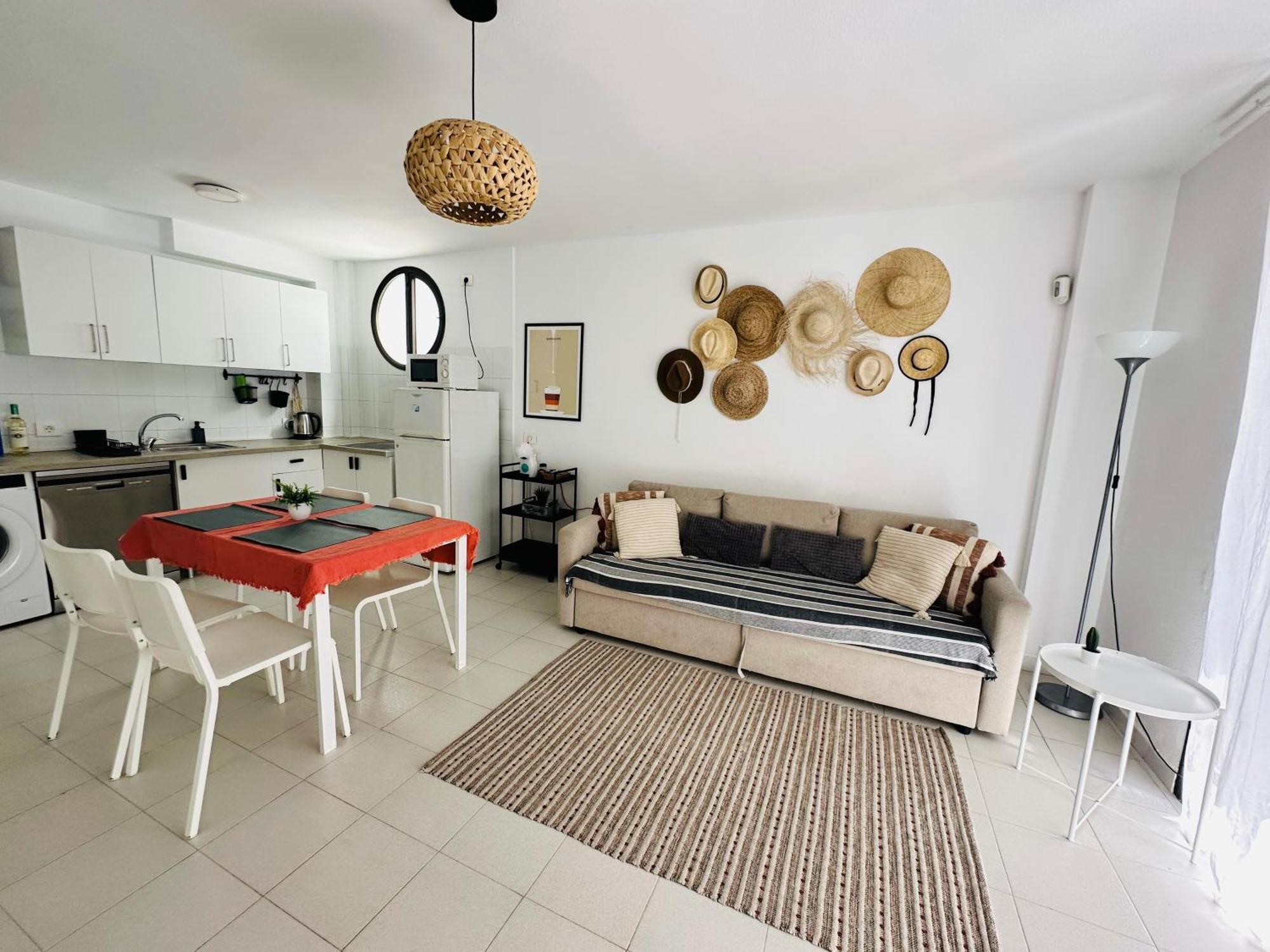 Apartment Cristianos 1-bedroom Apartment, Swimming Pool *