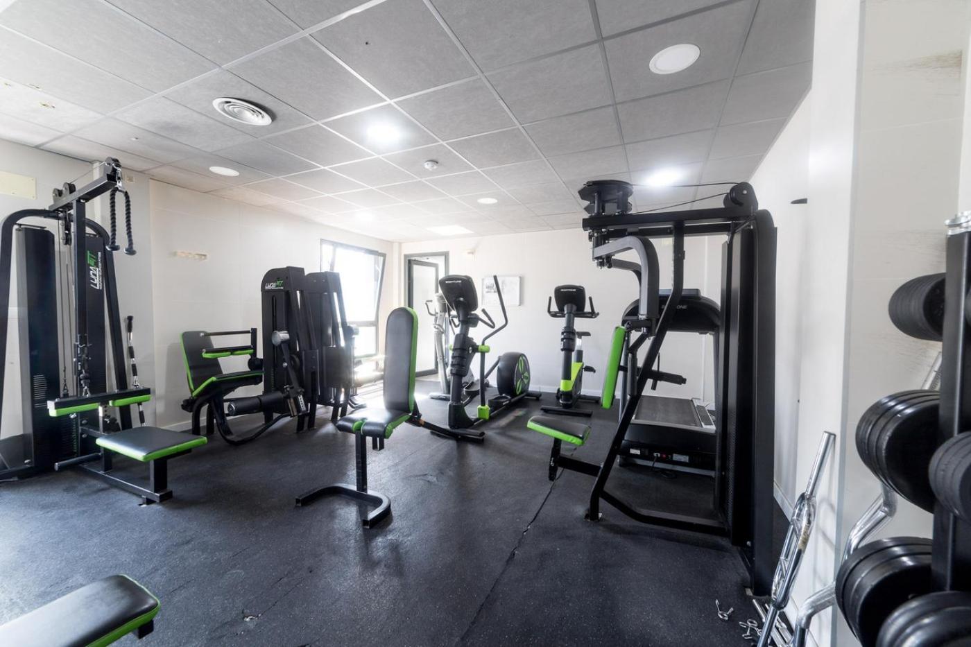 Apto. Con Piscinas Y Gym A 800 Metros De Playa Apartamento