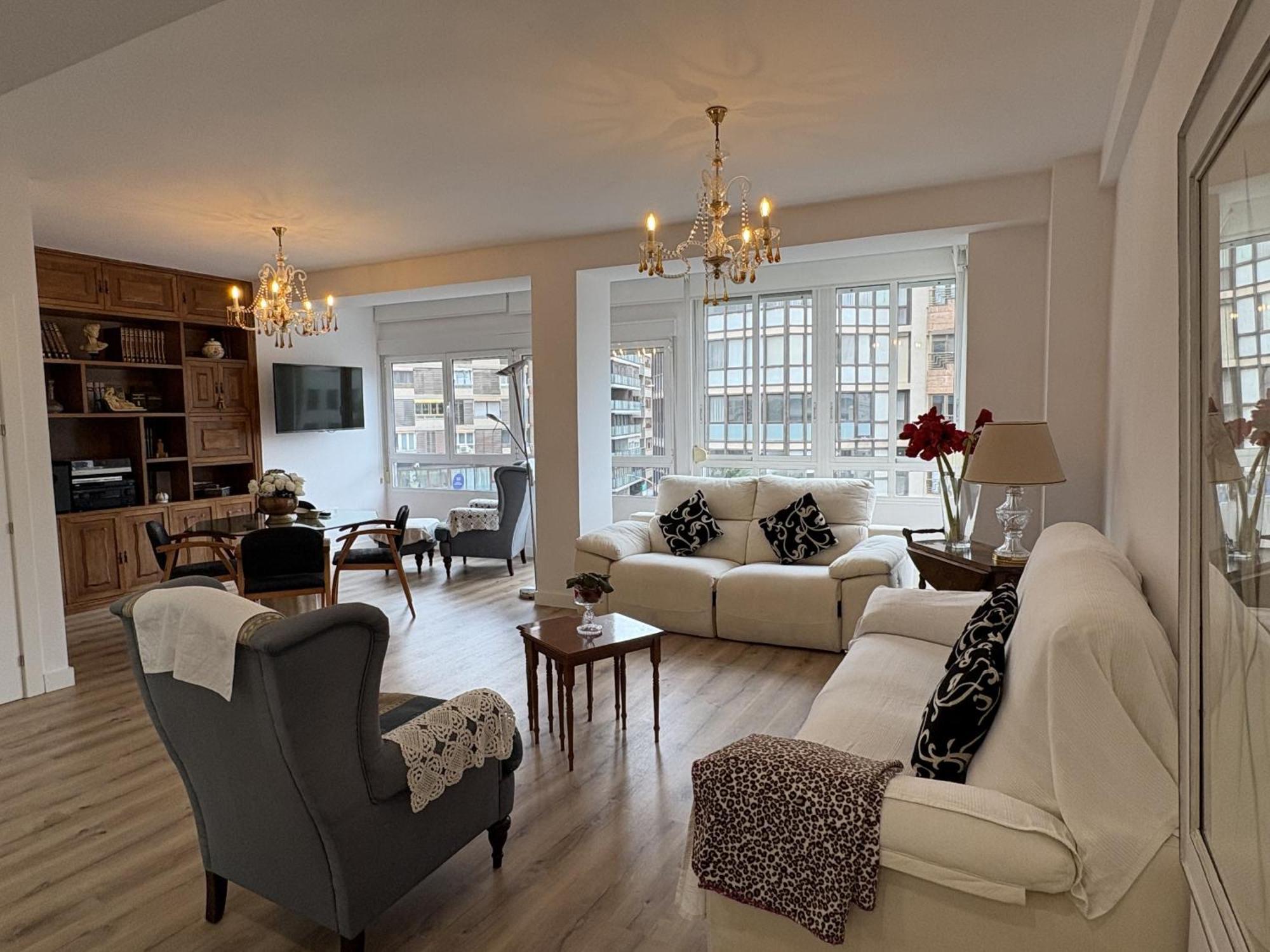 Apartamento Piso Exclusivo En Alfonso El Sabio *