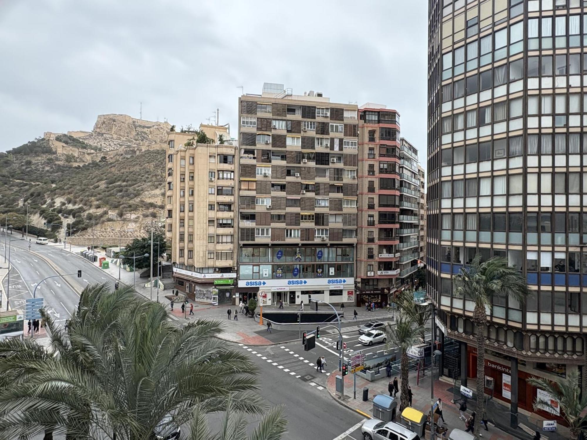 Piso Exclusivo En Alfonso El Sabio Alicante