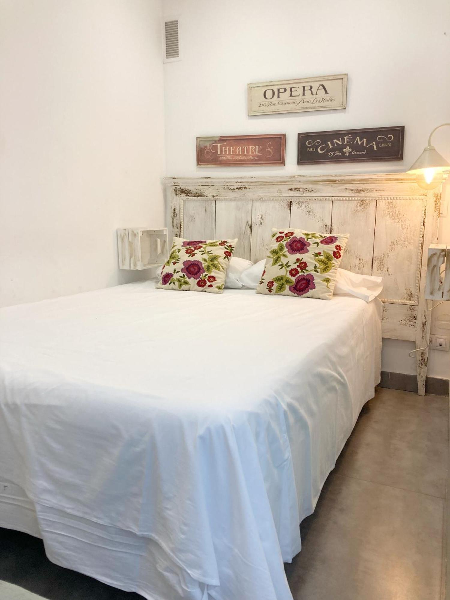 Boutique I By Canary365 *