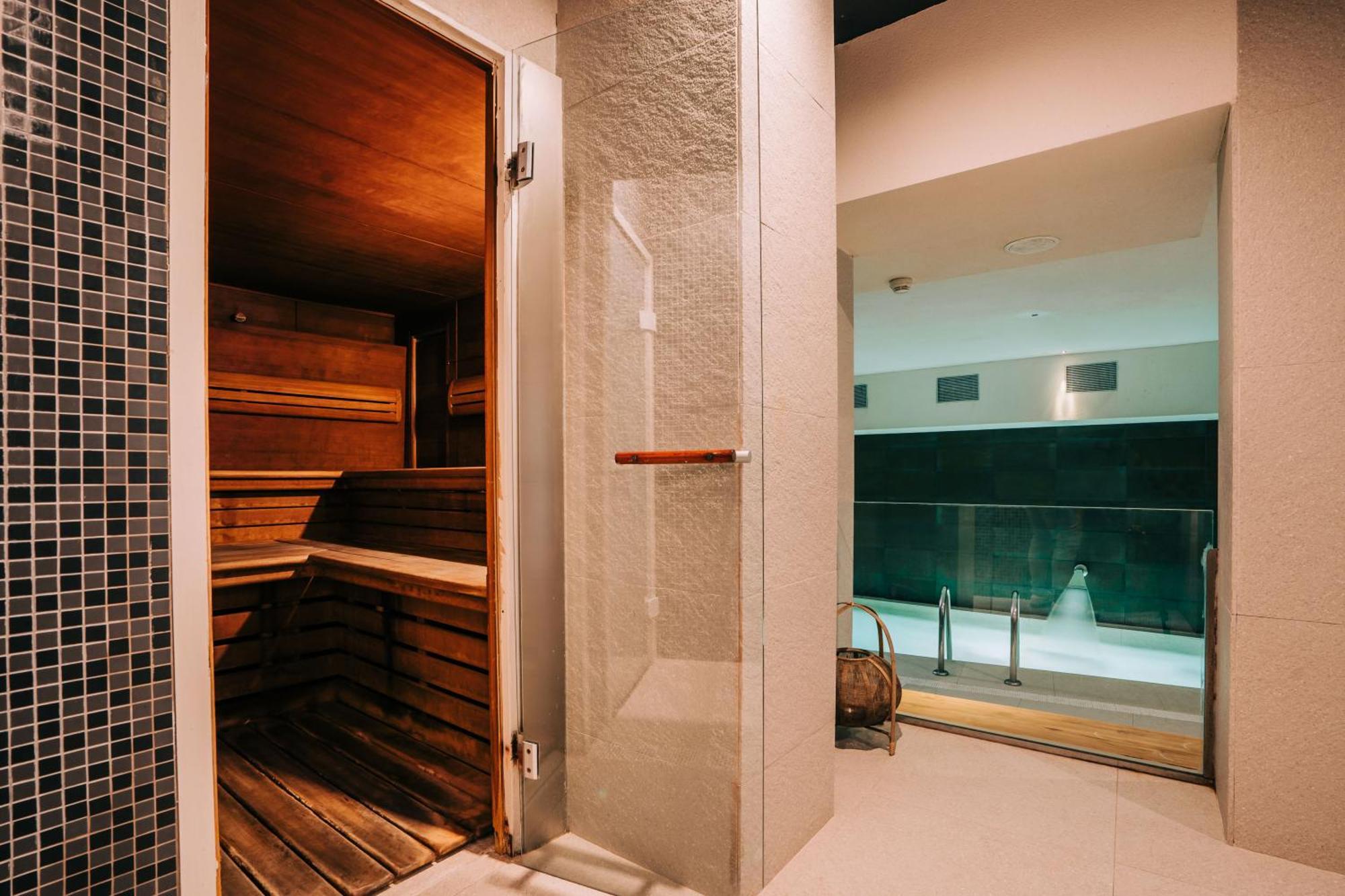 Hotel Gran Claustre Boutique 4*