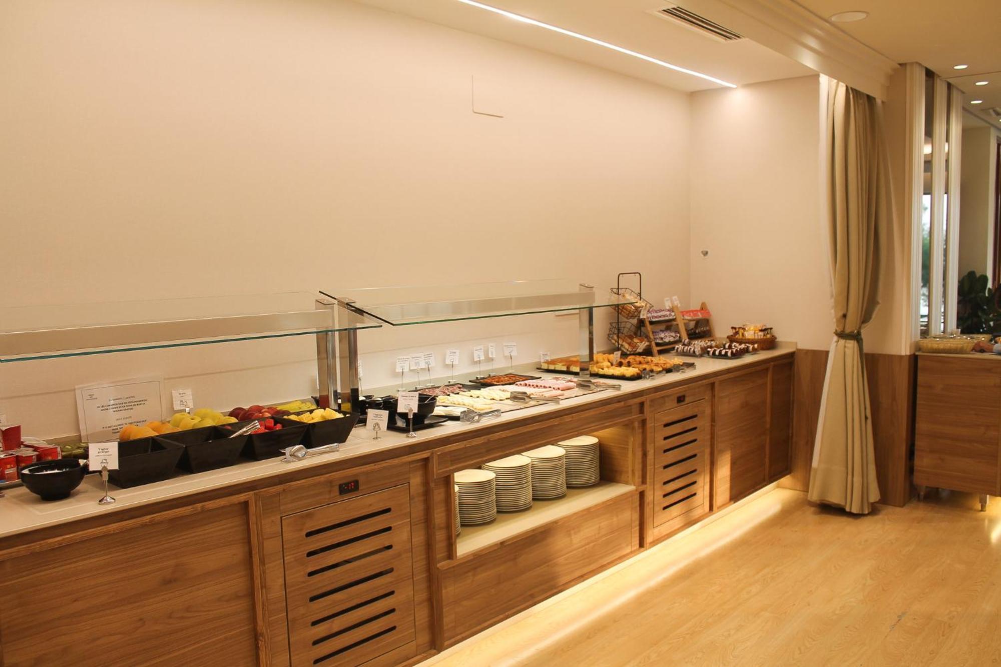 Hotel Silken Río 4*