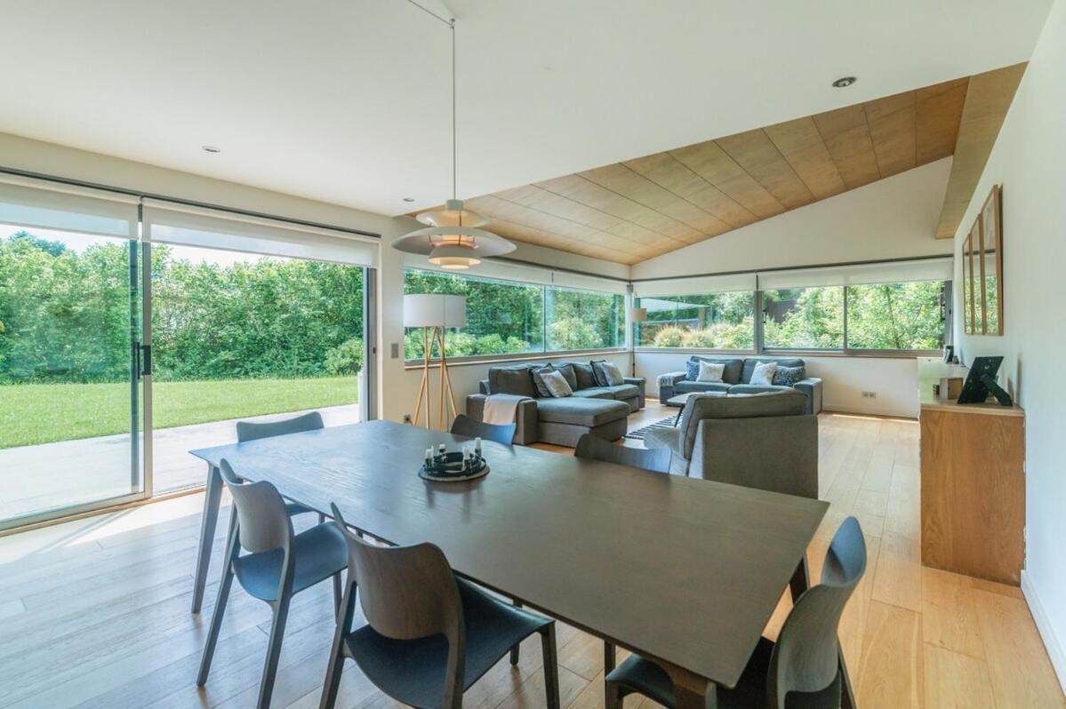 Villa Para 10 Con Finca En Llanes Villa