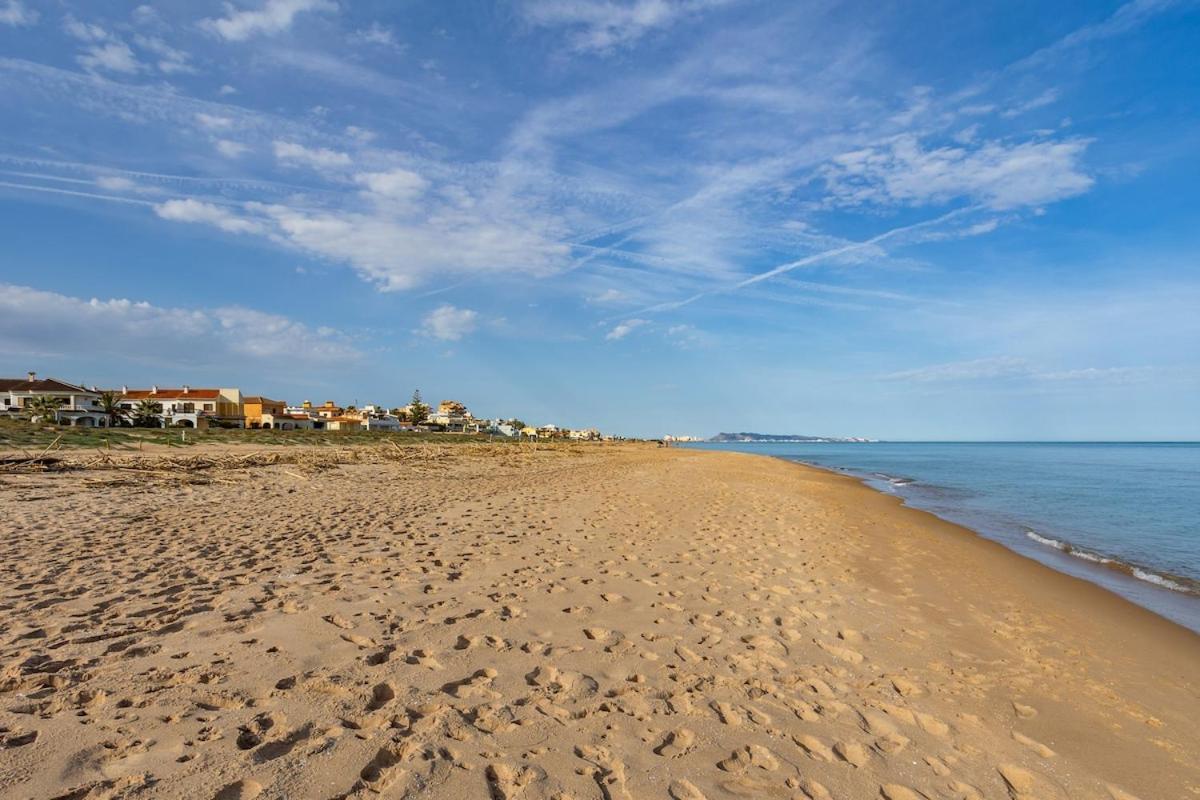 Breathtaking Beachfront In Xeraco (Jaraco)