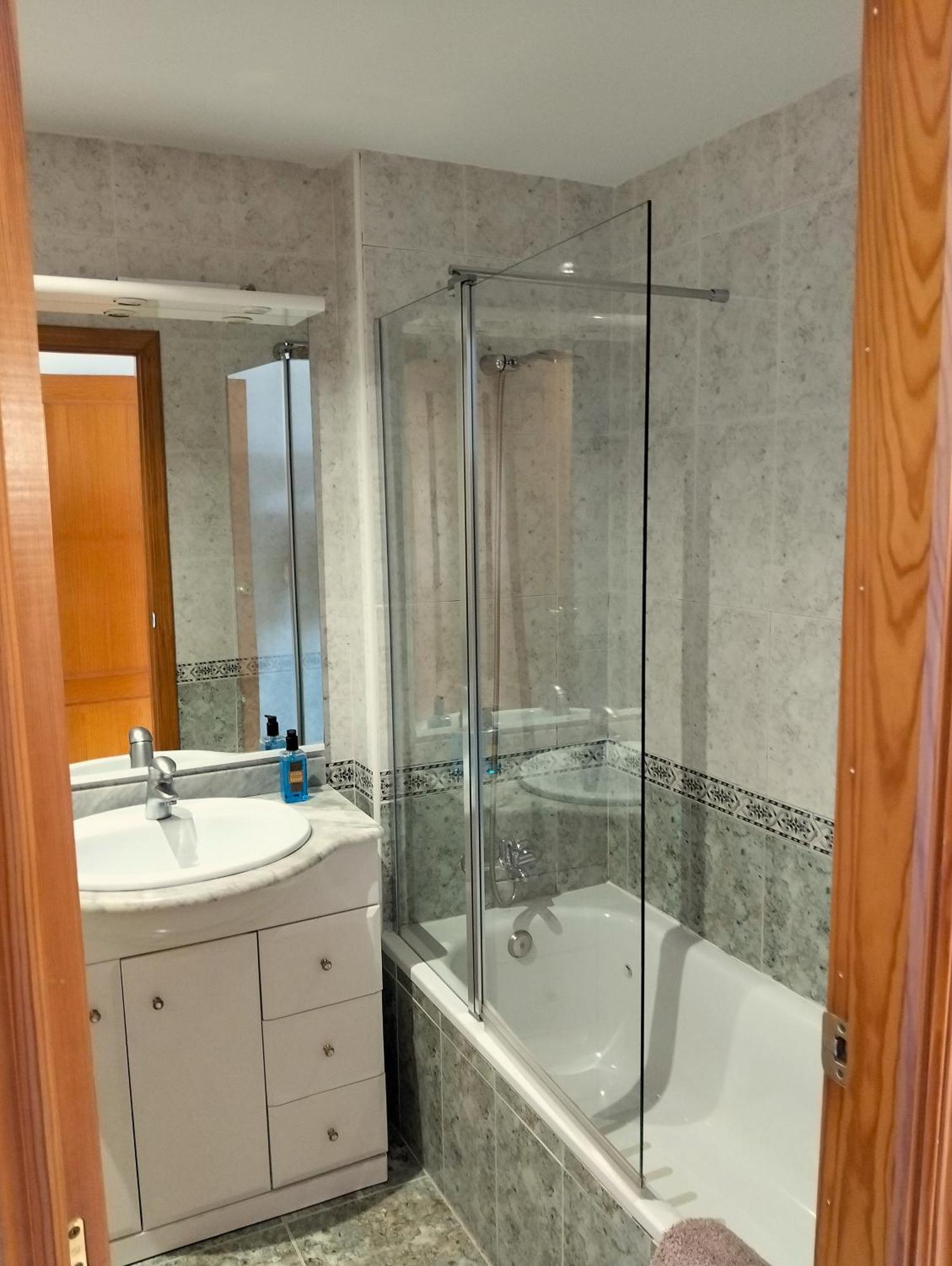 Apartment 1ª Linea Del Mar 2 2 Banos, Parking Subterraneo Incluido, Mascotas *