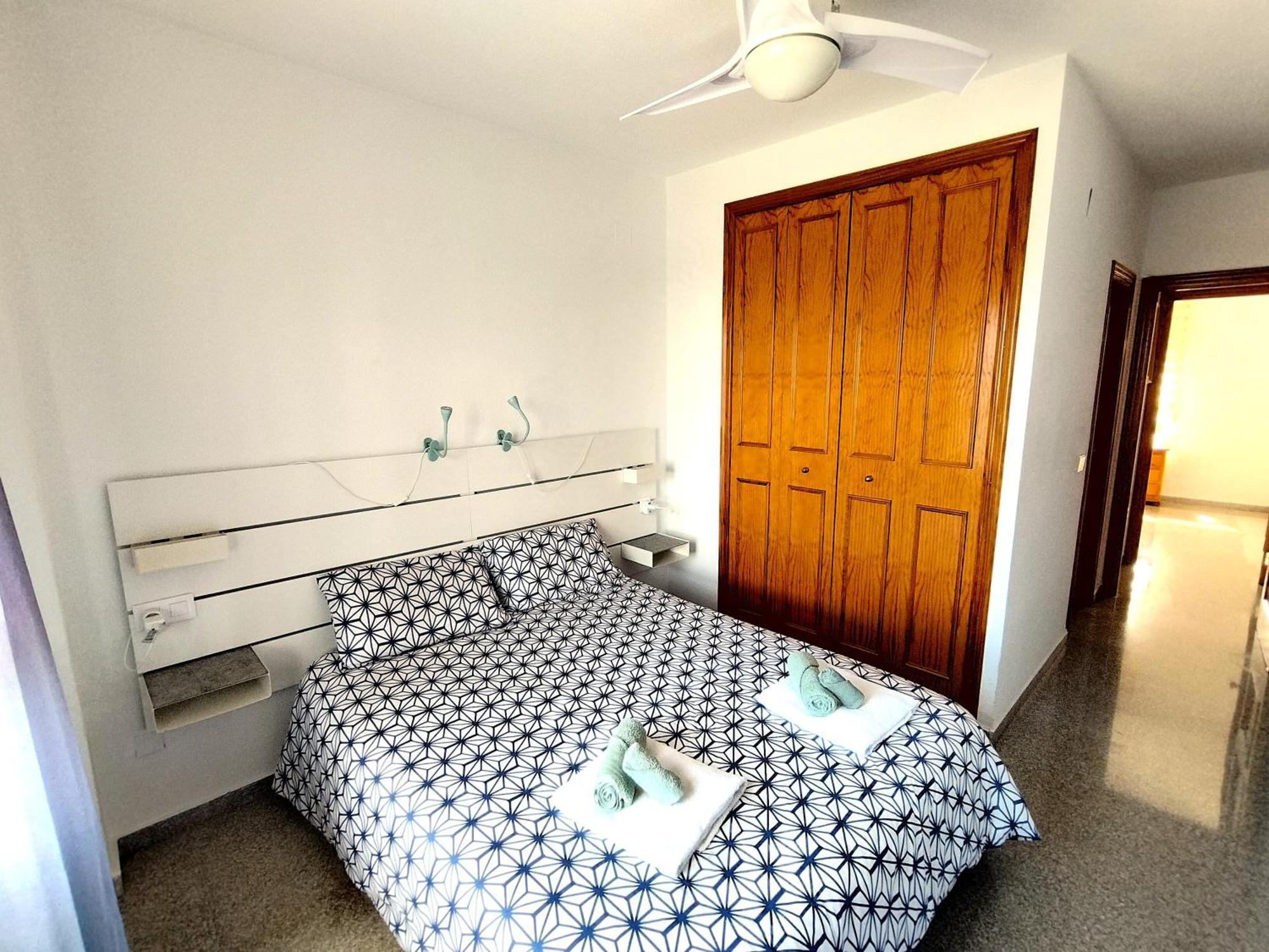 Apartment 1ª Linea Del Mar 2 2 Banos, Parking Subterraneo Incluido, Mascotas El Campello