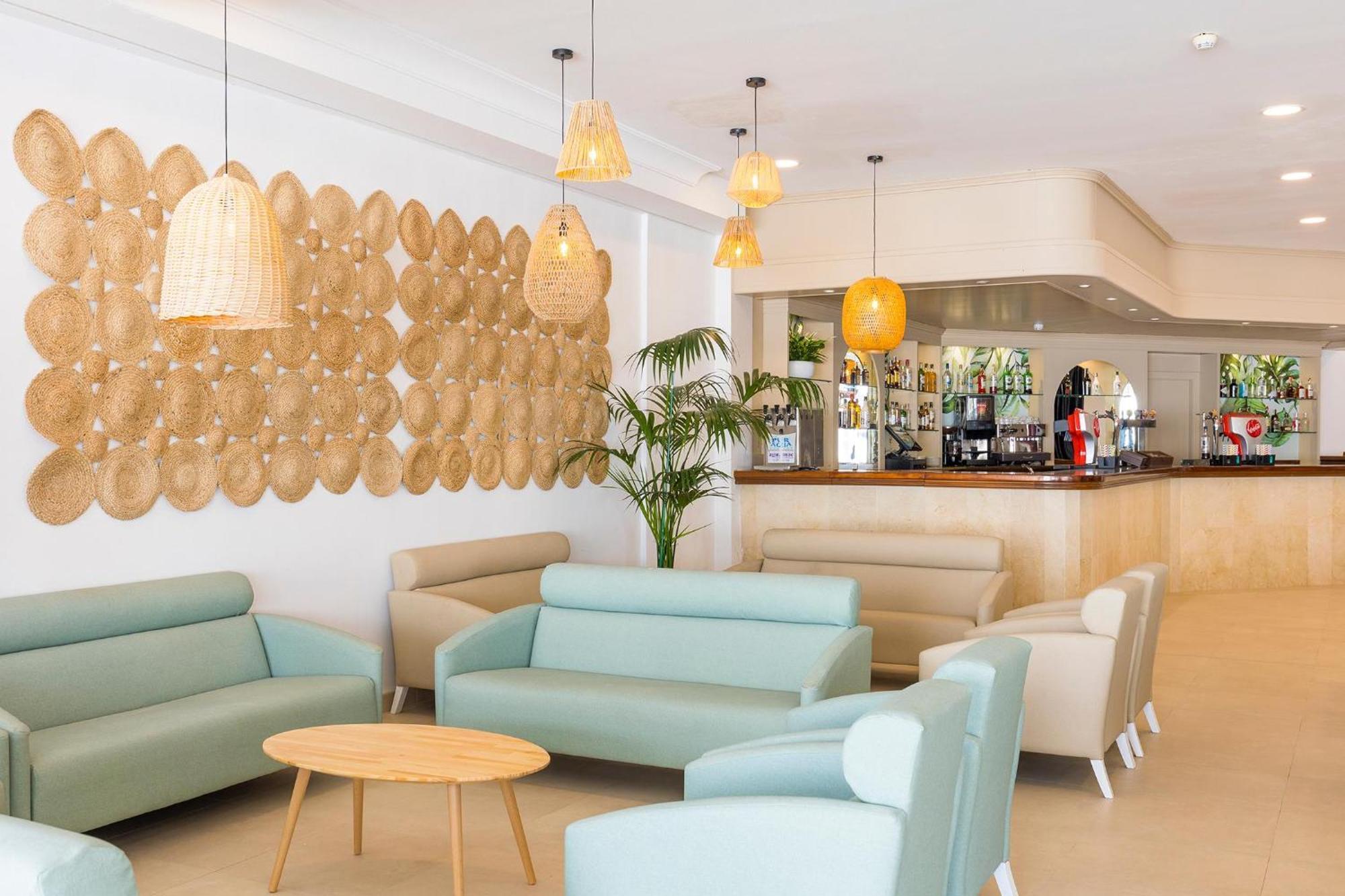 Marsenses Paradise Club Apartahotel Cala'N Bosch (Menorca)