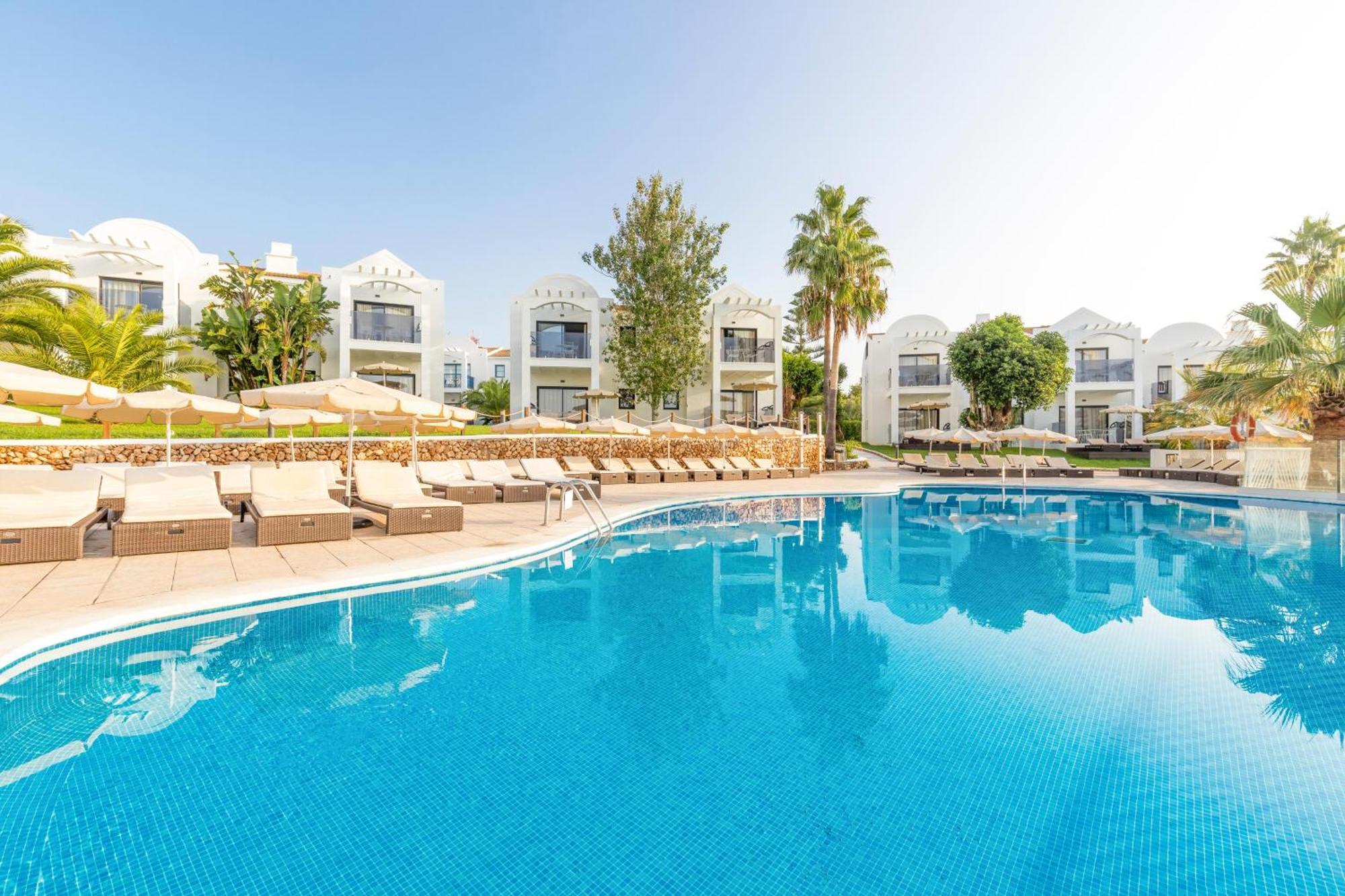 Apartahotel Marsenses Paradise Club 4*