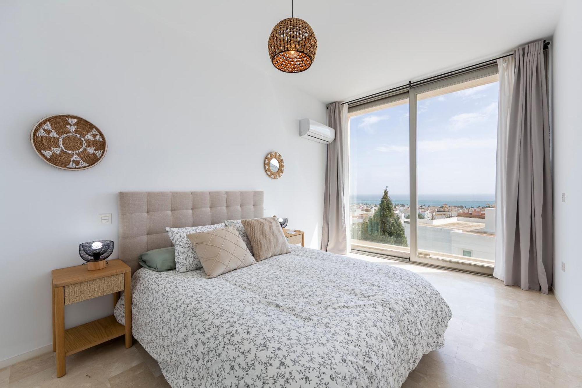 Duplex De Lujo Carboneras