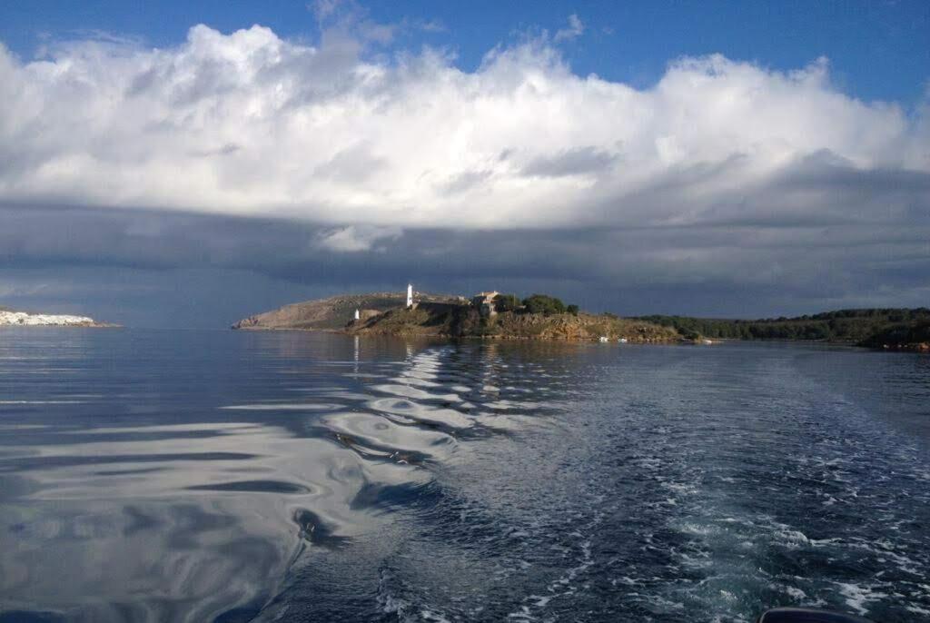 Isla Privada, Menorca * Fornells (Menorca)