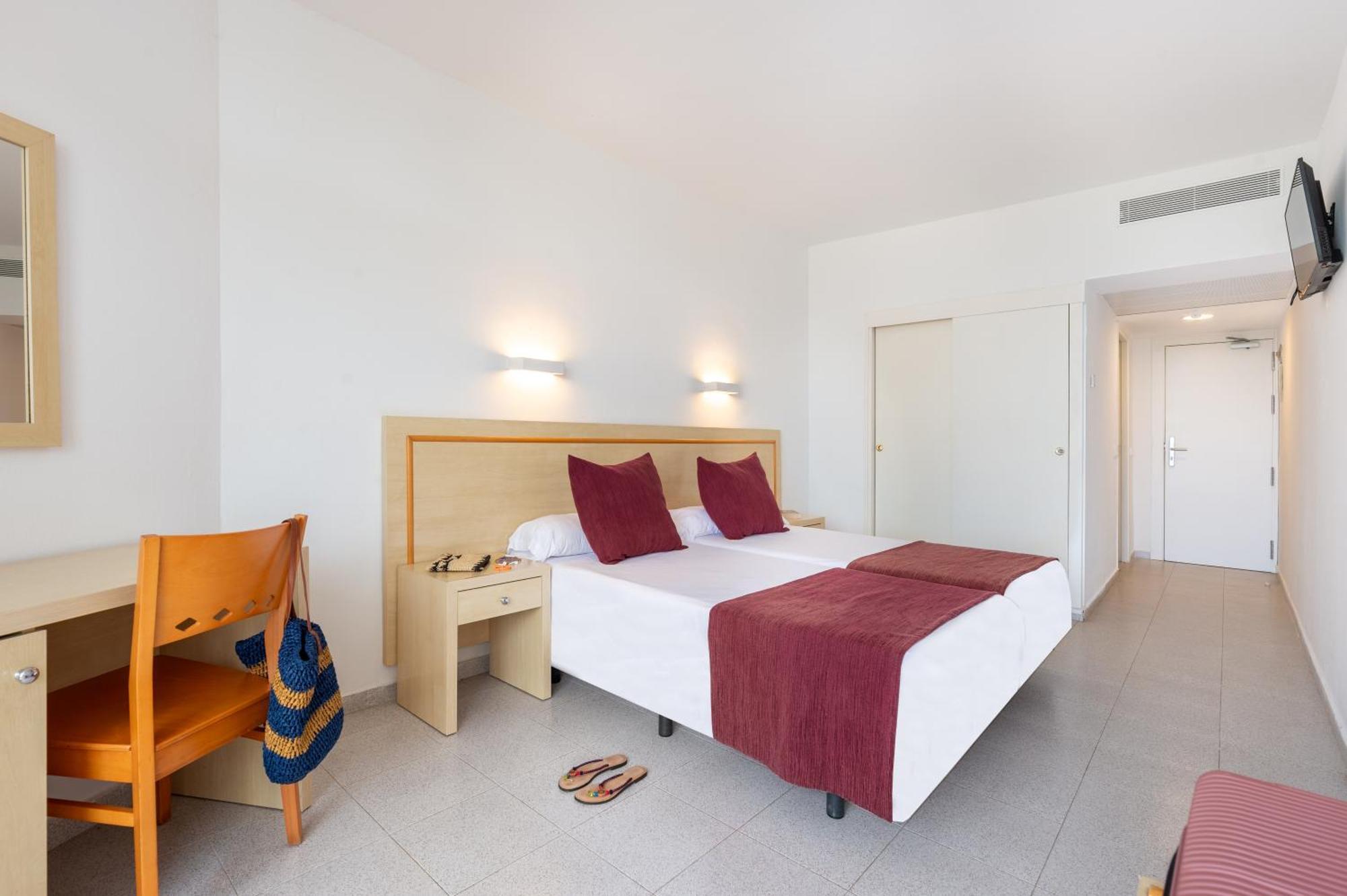 Vibra Riviera Hotel 3*