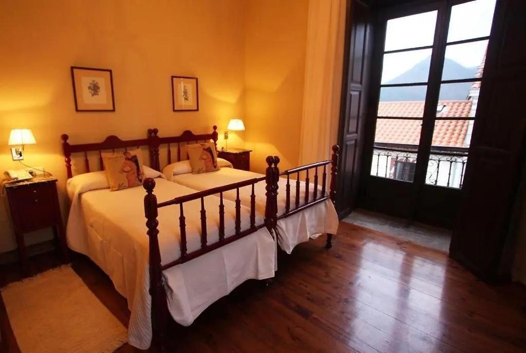 Pax Casona Del Busto