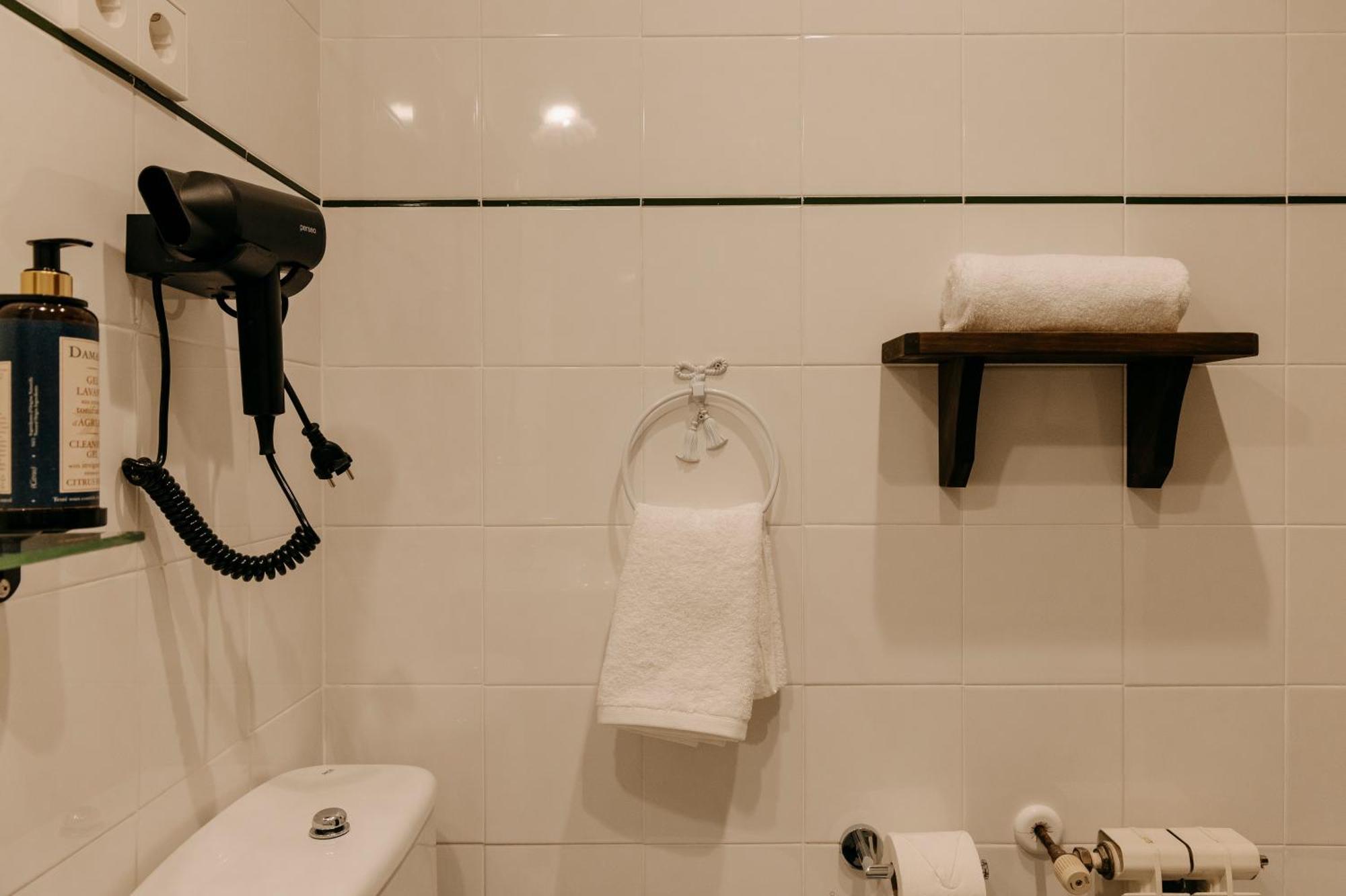 Hotel Pax Casona Del Busto 3*