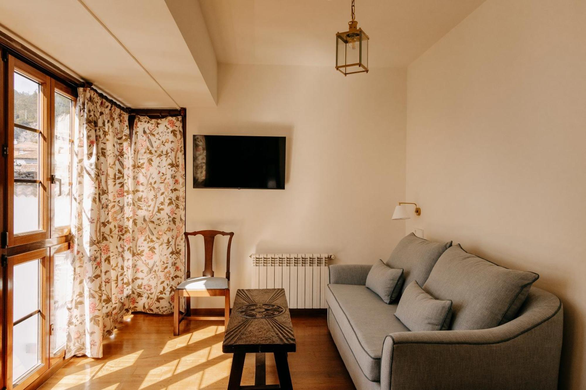 Pax Casona Del Busto Hotel Pravia