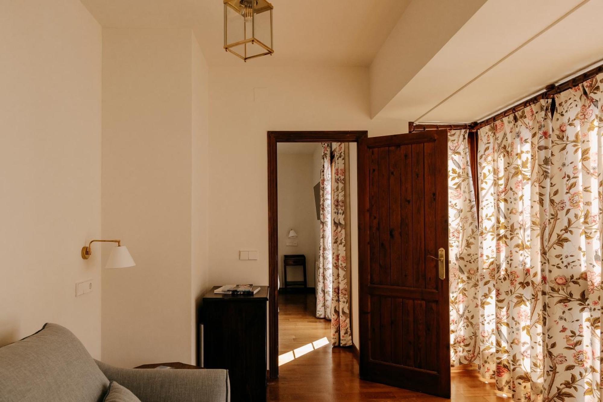 Pax Casona Del Busto Pravia