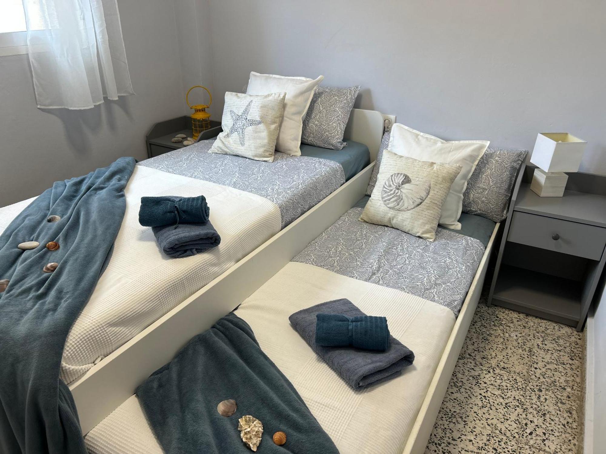 Eva A 200 M Del Mar, Parking! Apartamento Playa de Gandía