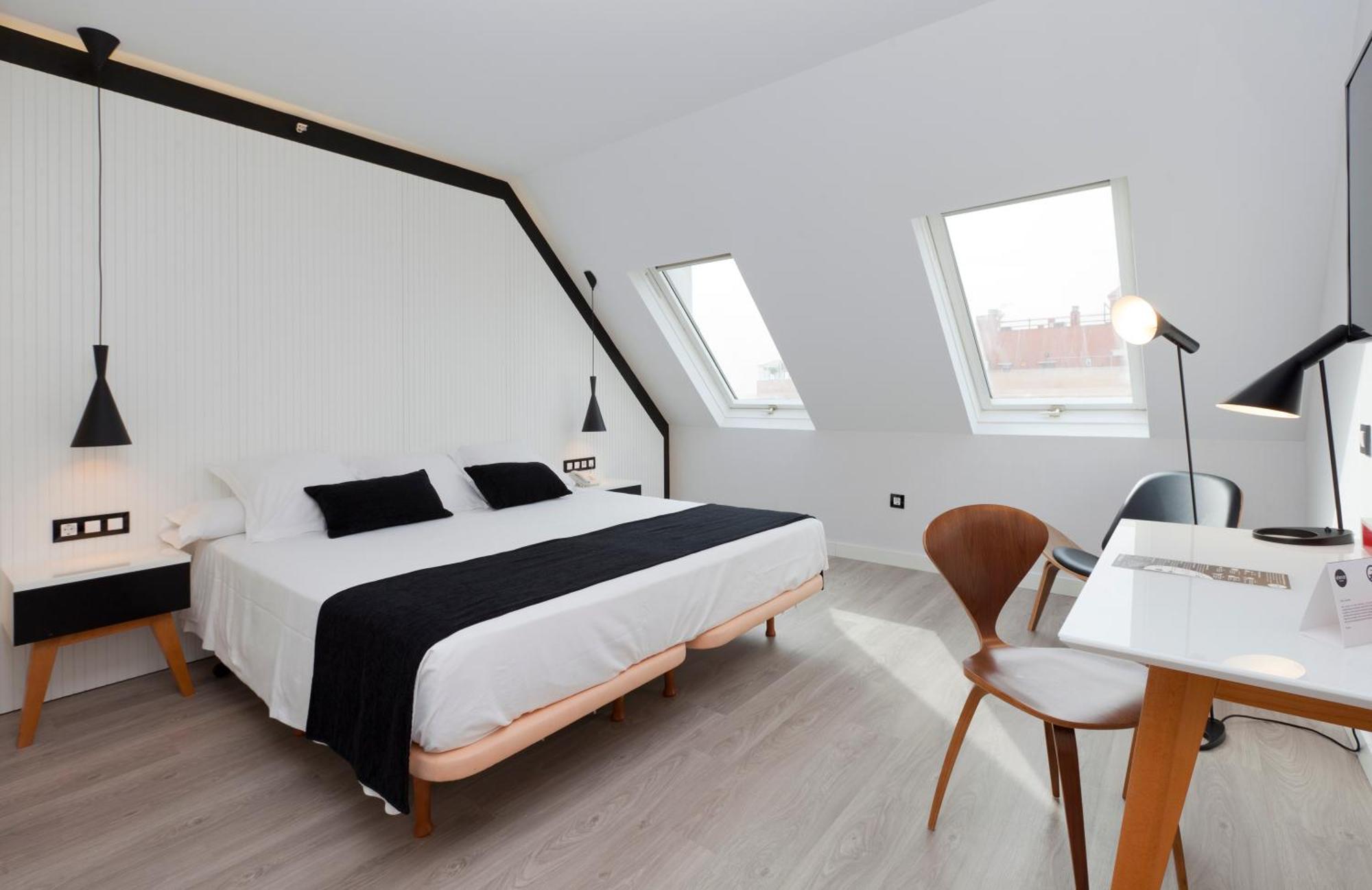 Vertice 4* Seville