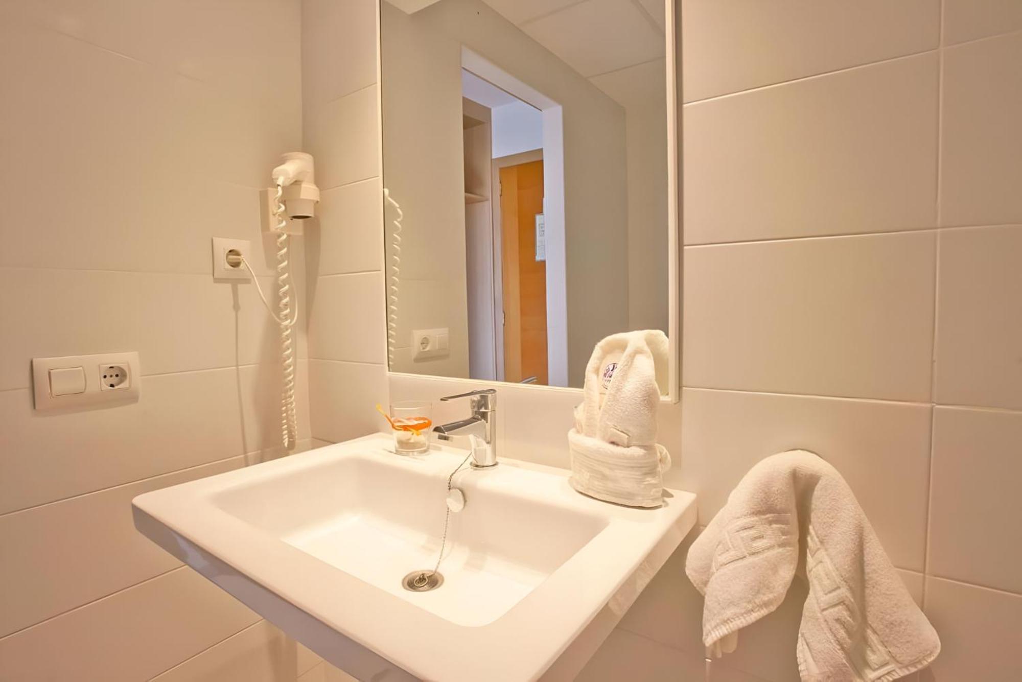 Apartahotel Playamar Hotel&apartamentos S'Illot (Mallorca)