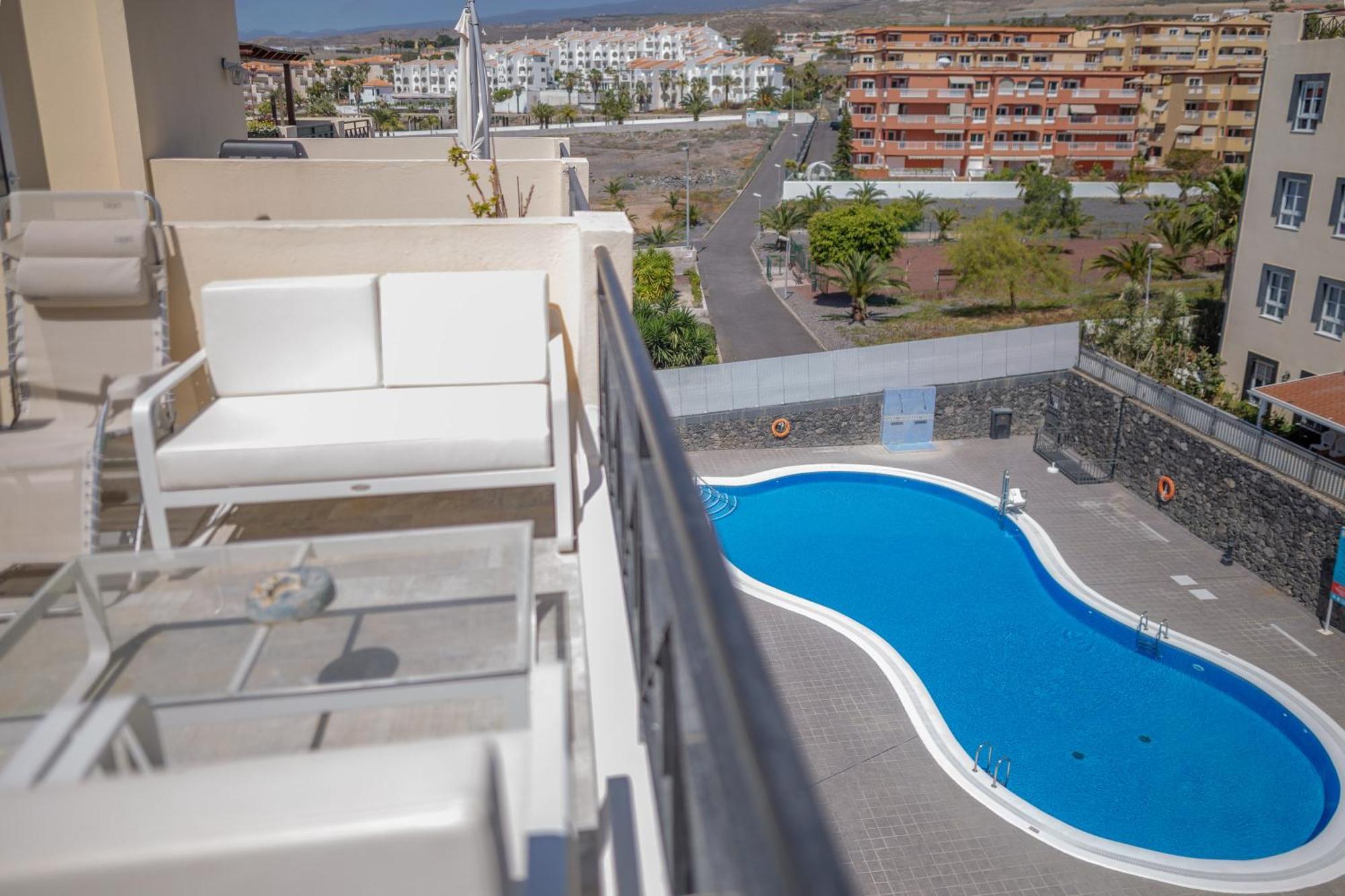 Aqua Vista 2 Bed Penthouse With Great Views *