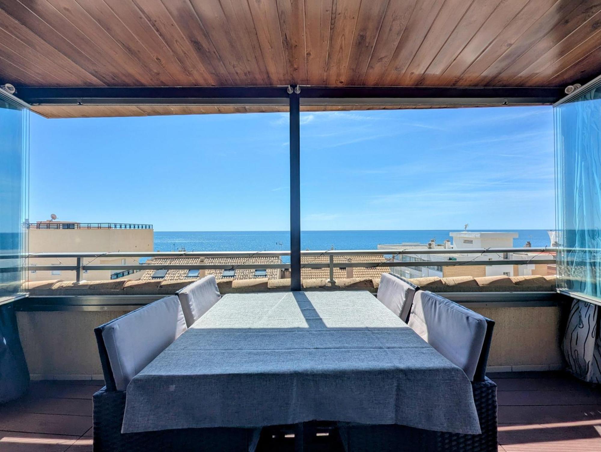 Modern Penthouse - 1 Min From The Apartment