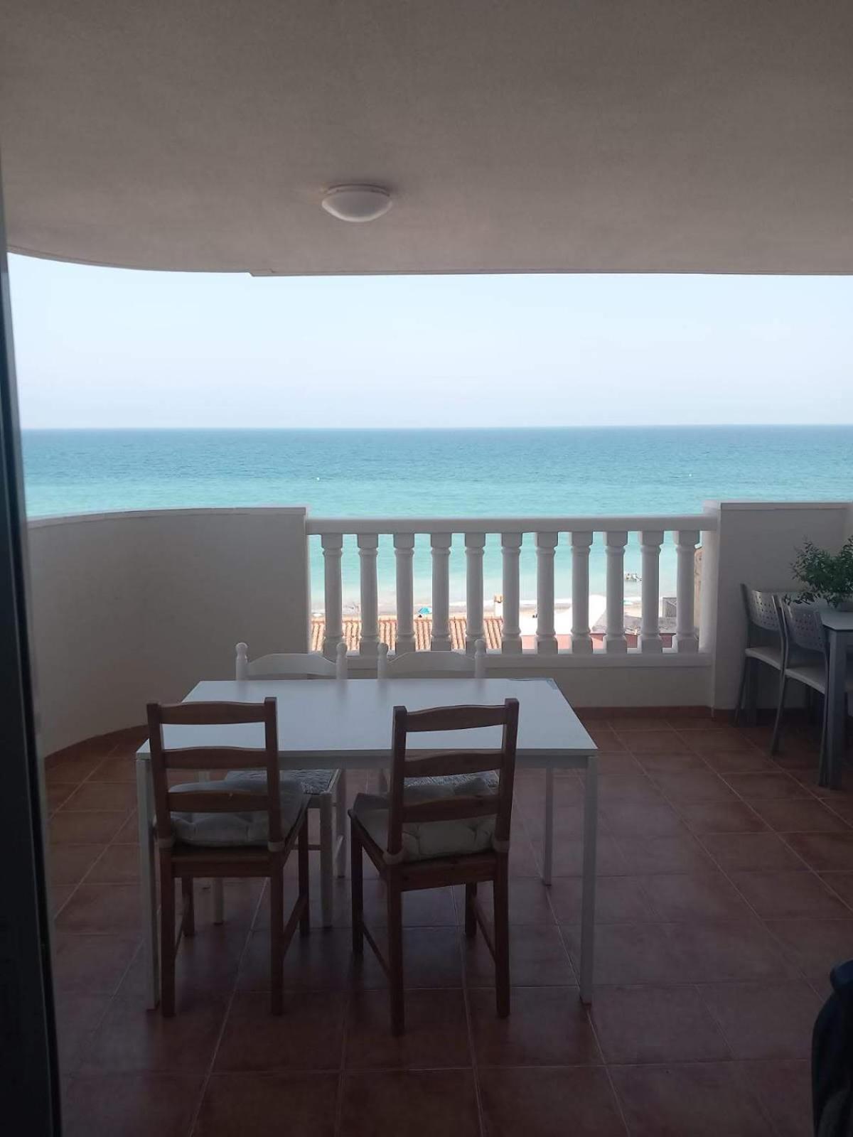 Vistas 360º Al Mar Desde Su Terraza Moncofar