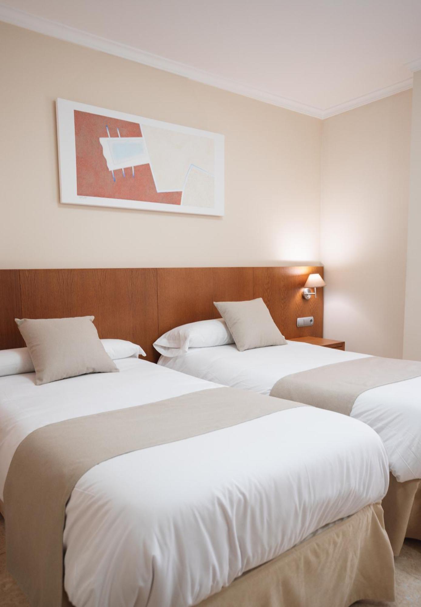 Nou Avenida Hotel
