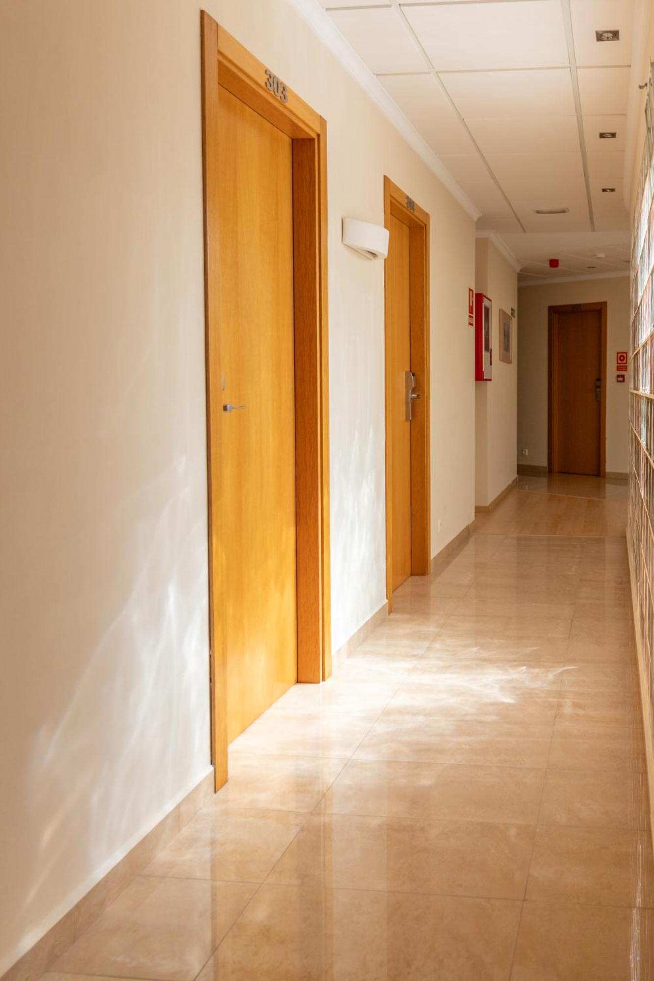 Nou Avenida Hotel 2*