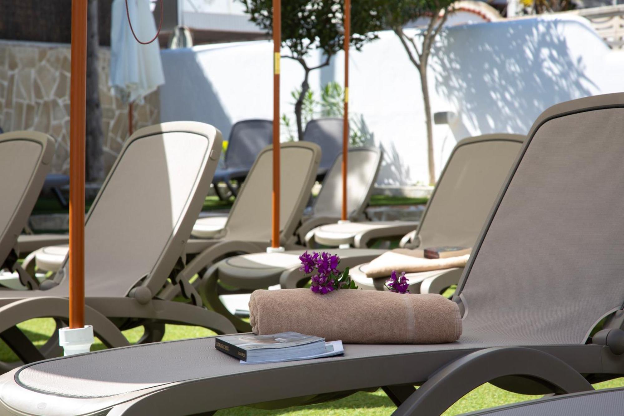 Casual Bahia Ibiza Hotel 3*