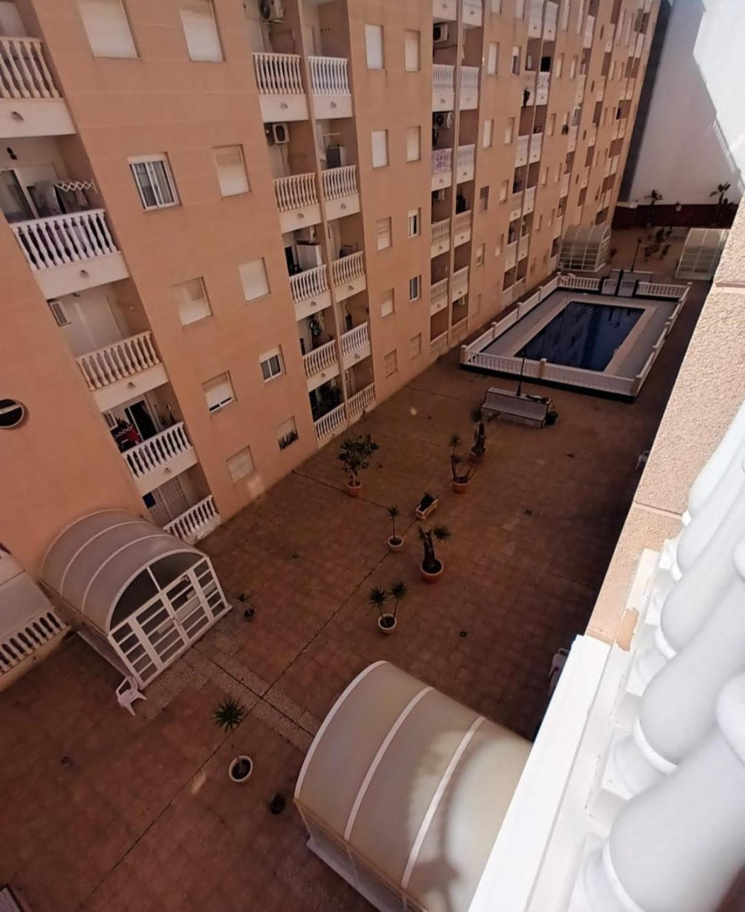 La Loma With Garage Apartment *