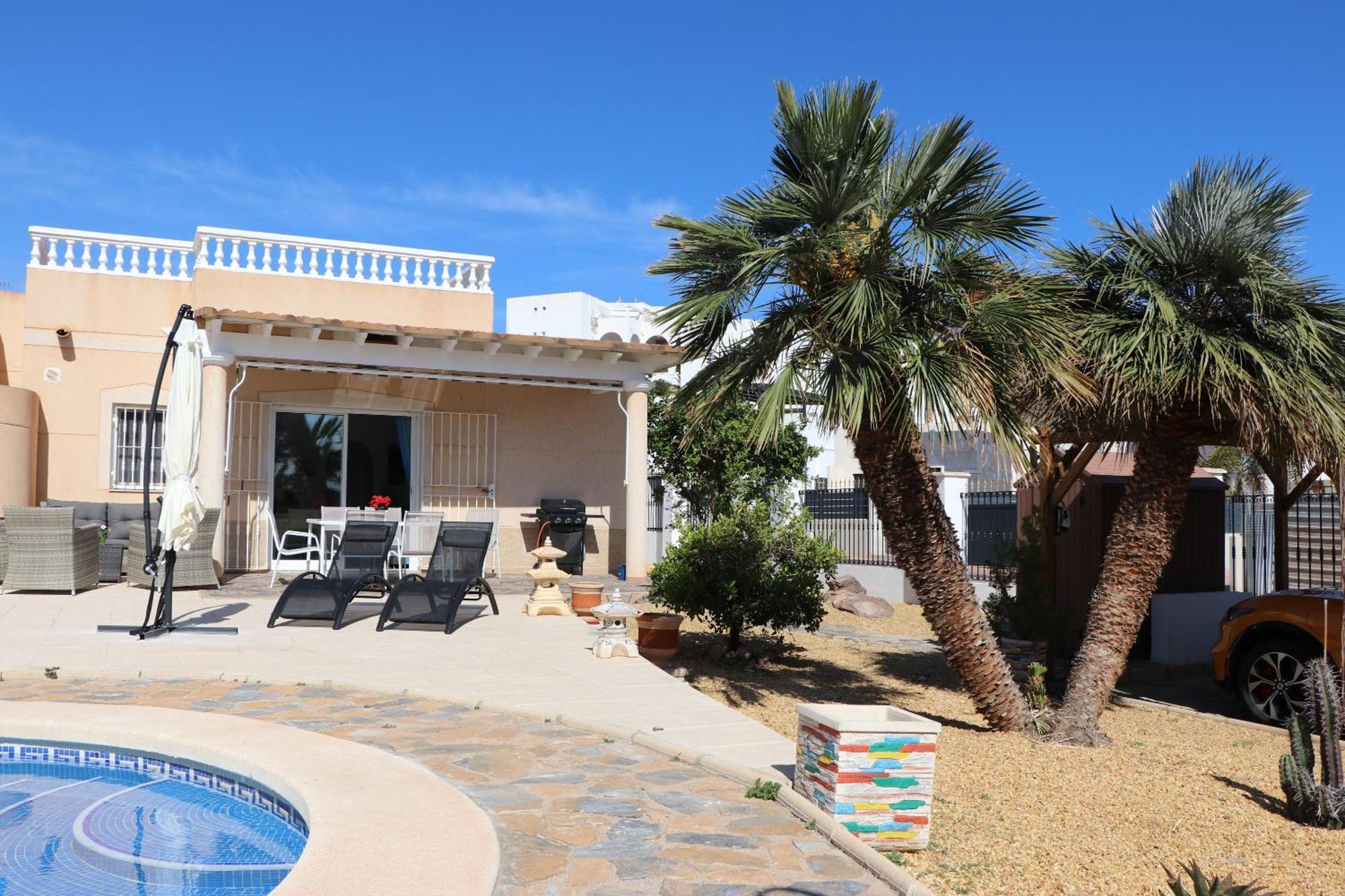 Athos, Mit Pool,dachterasse, Und Bergblick In San Juan De Terreros *
