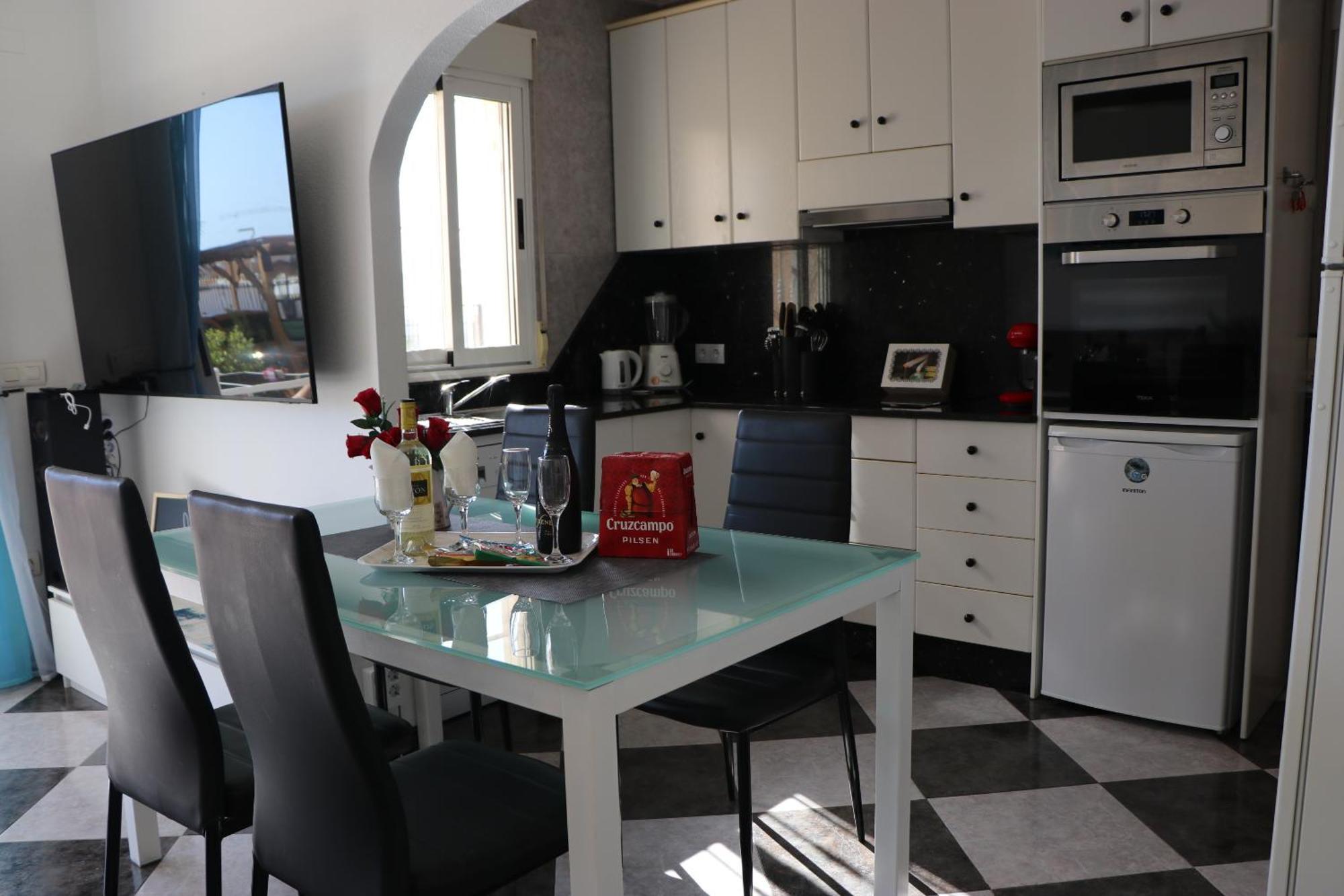 Athos, Mit Pool,dachterasse, Und Bergblick In San Juan De Terreros Apartment *