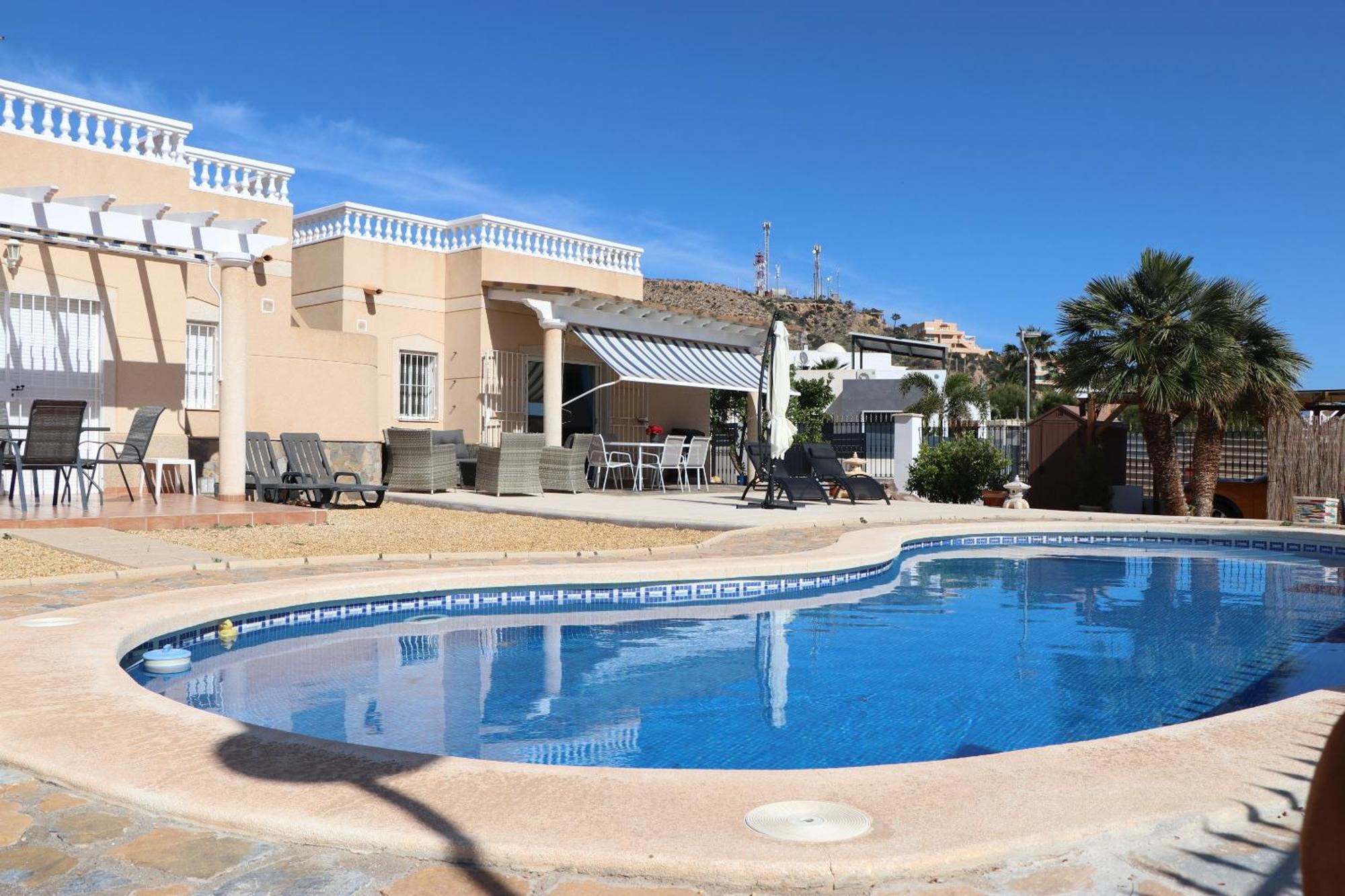 Apartment Athos, Mit Pool,dachterasse, Und Bergblick In San Juan De Terreros