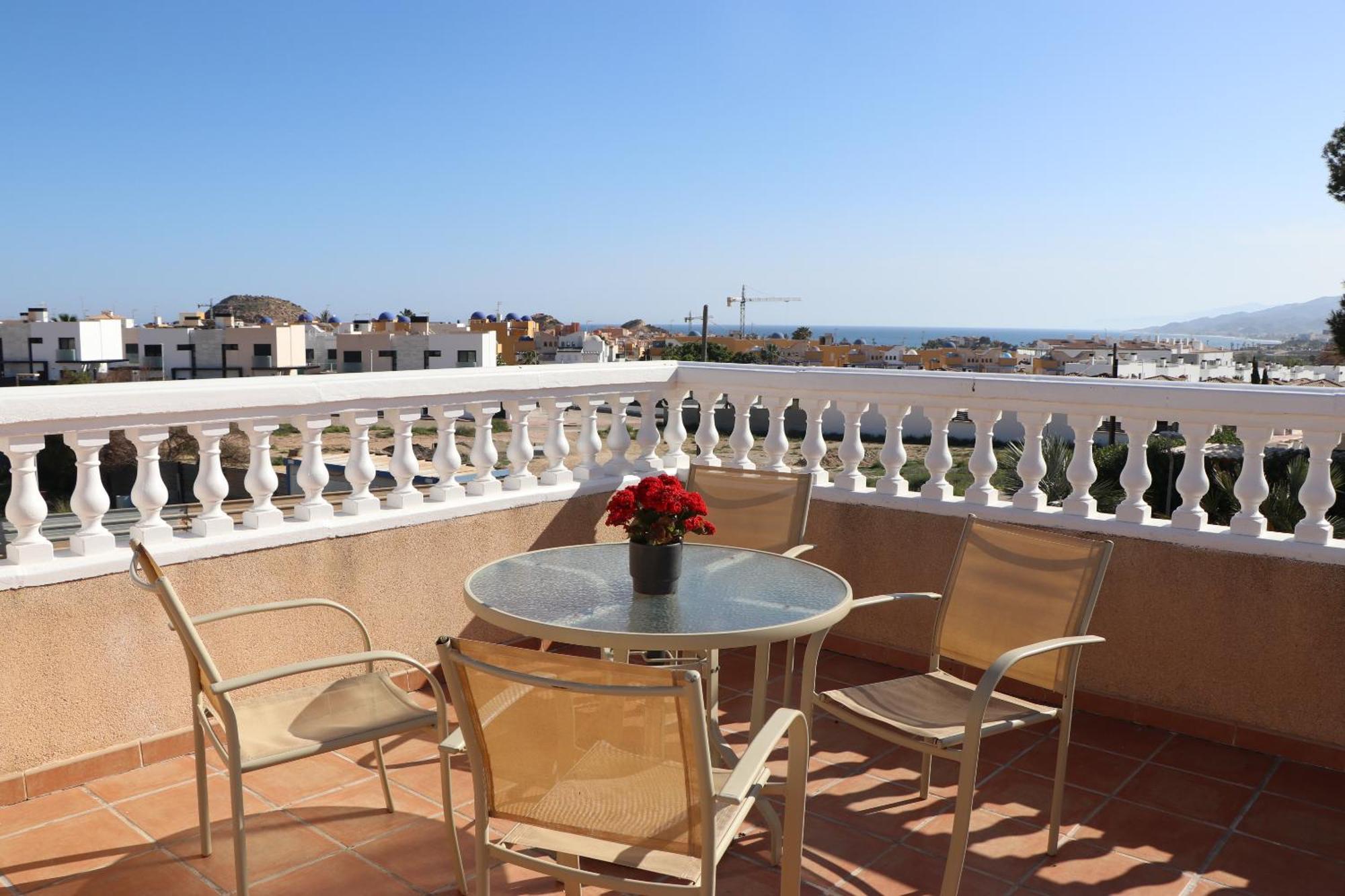 Athos, Mit Pool,dachterasse, Und Bergblick In San Juan De Terreros *
