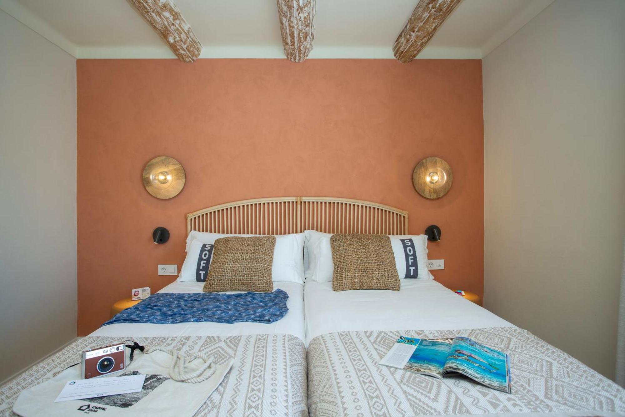 Casual Bahia Ibiza Hotel