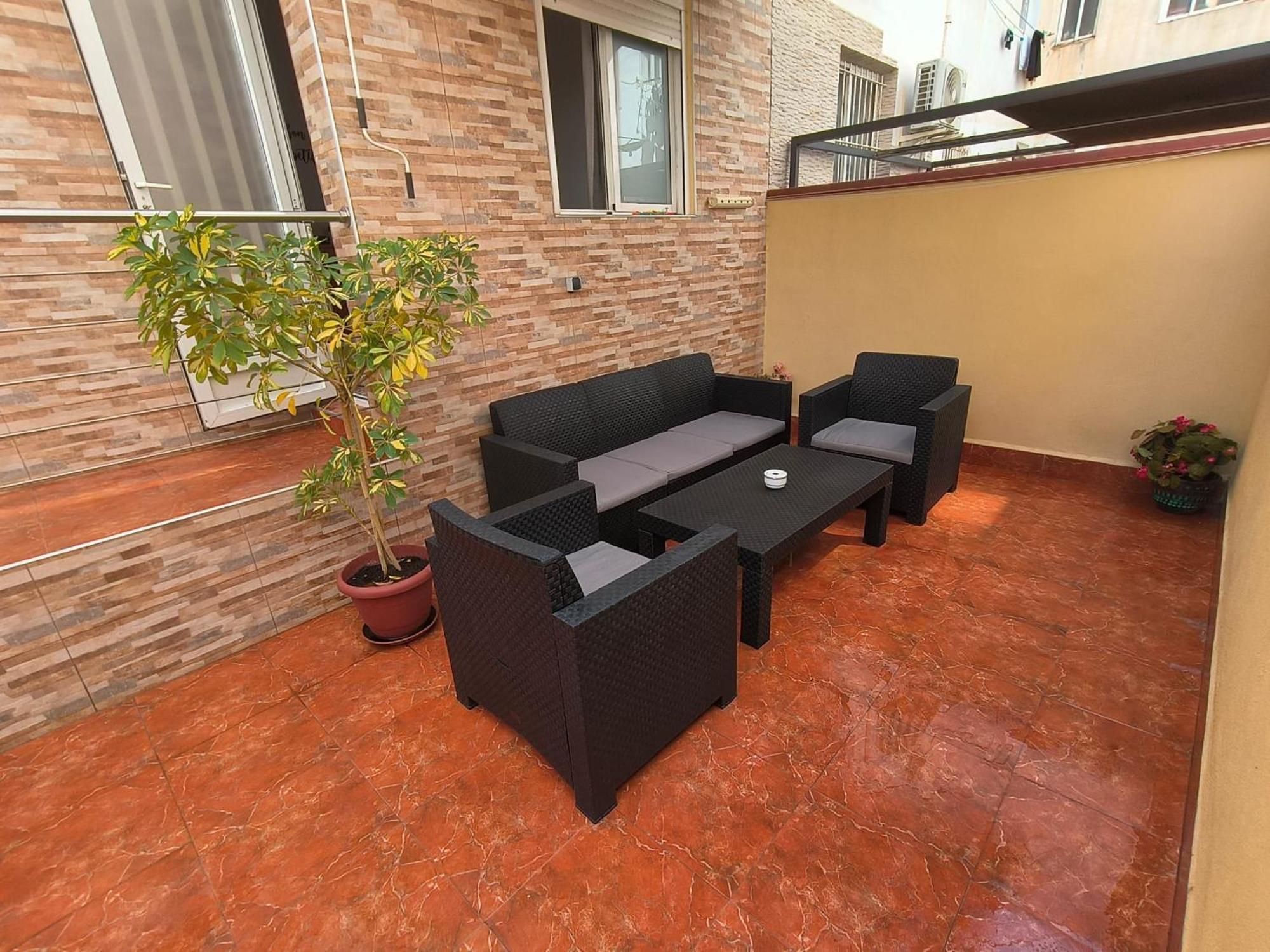 Apartment Sweet Nearby The Museum And *