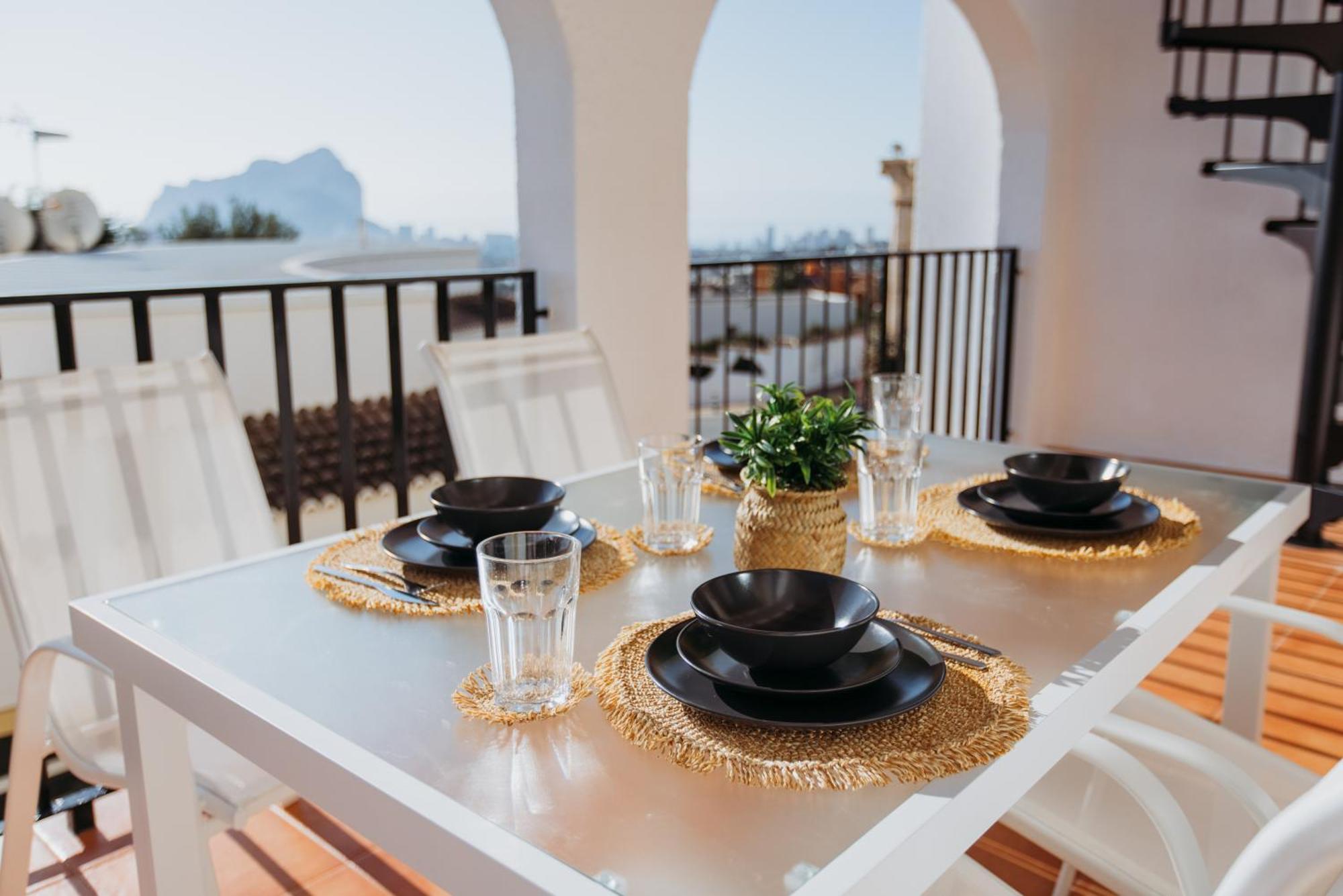 Casa Sunrise - Costa Blanca House With Rooftop, Swimming Pools And Panoramic Sea And Views
