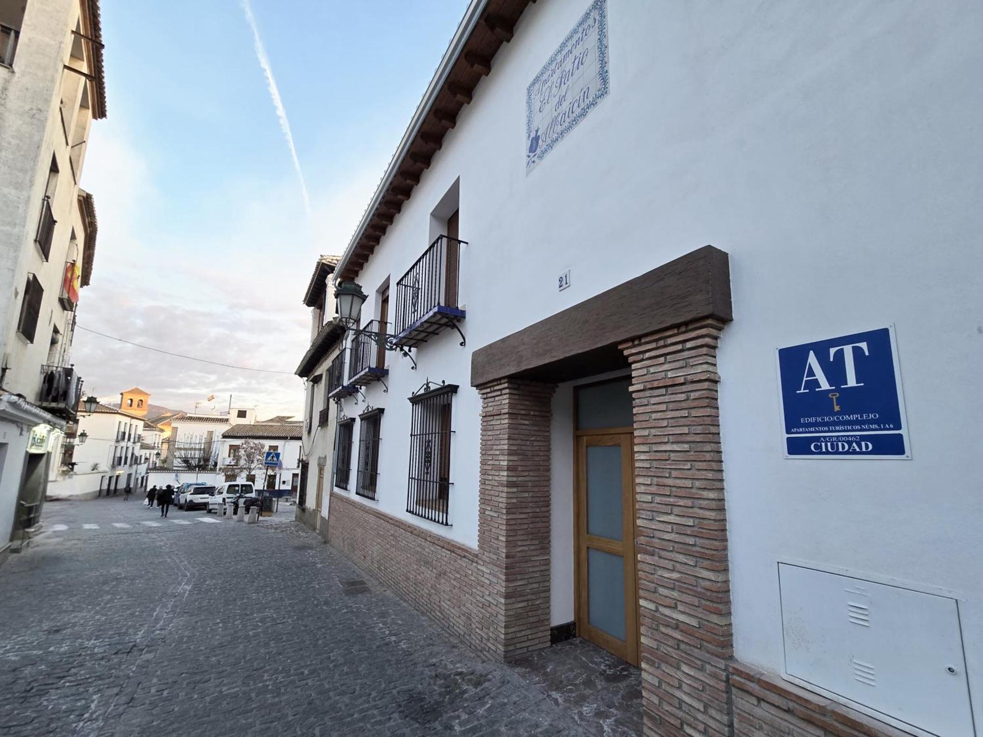 El Patio Del Albaicin Apartahotel *