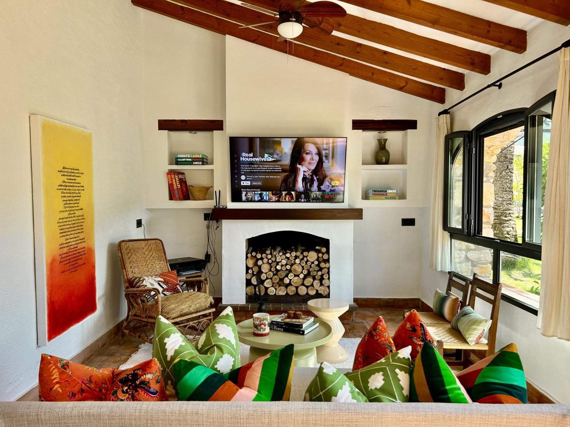 Enri Y Casita Con Piscina Y Jacuzzi *