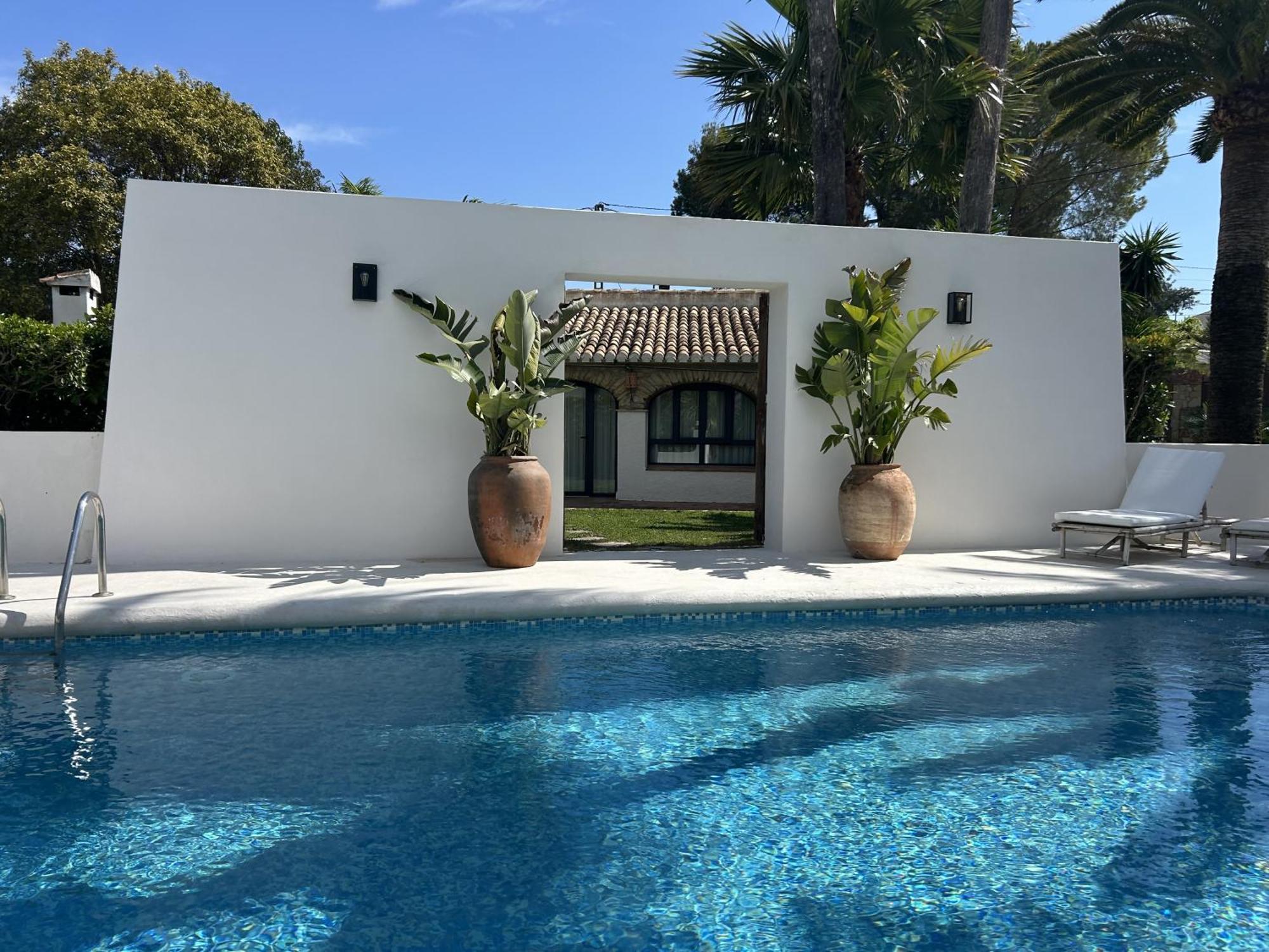Enri Y Casita Con Piscina Y Jacuzzi Villa